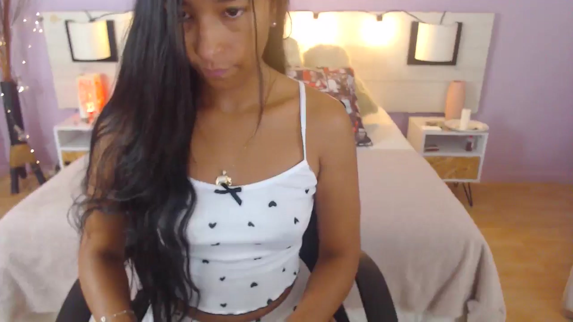 Gallery image thumbnail from Lakshmi_7's myfreecams stream on, 06/29/2025, 14:39 image 12 of 20