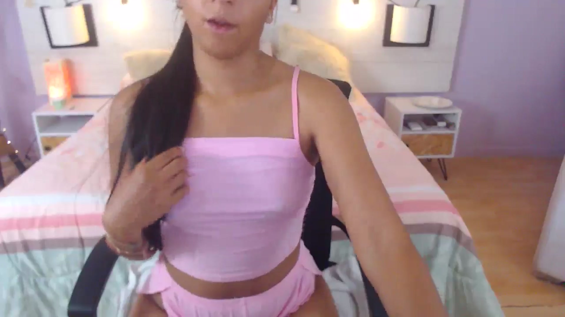 Gallery image thumbnail from Lakshmi_7's myfreecams stream on, 09/23/2025, 04:45 image 13 of 20