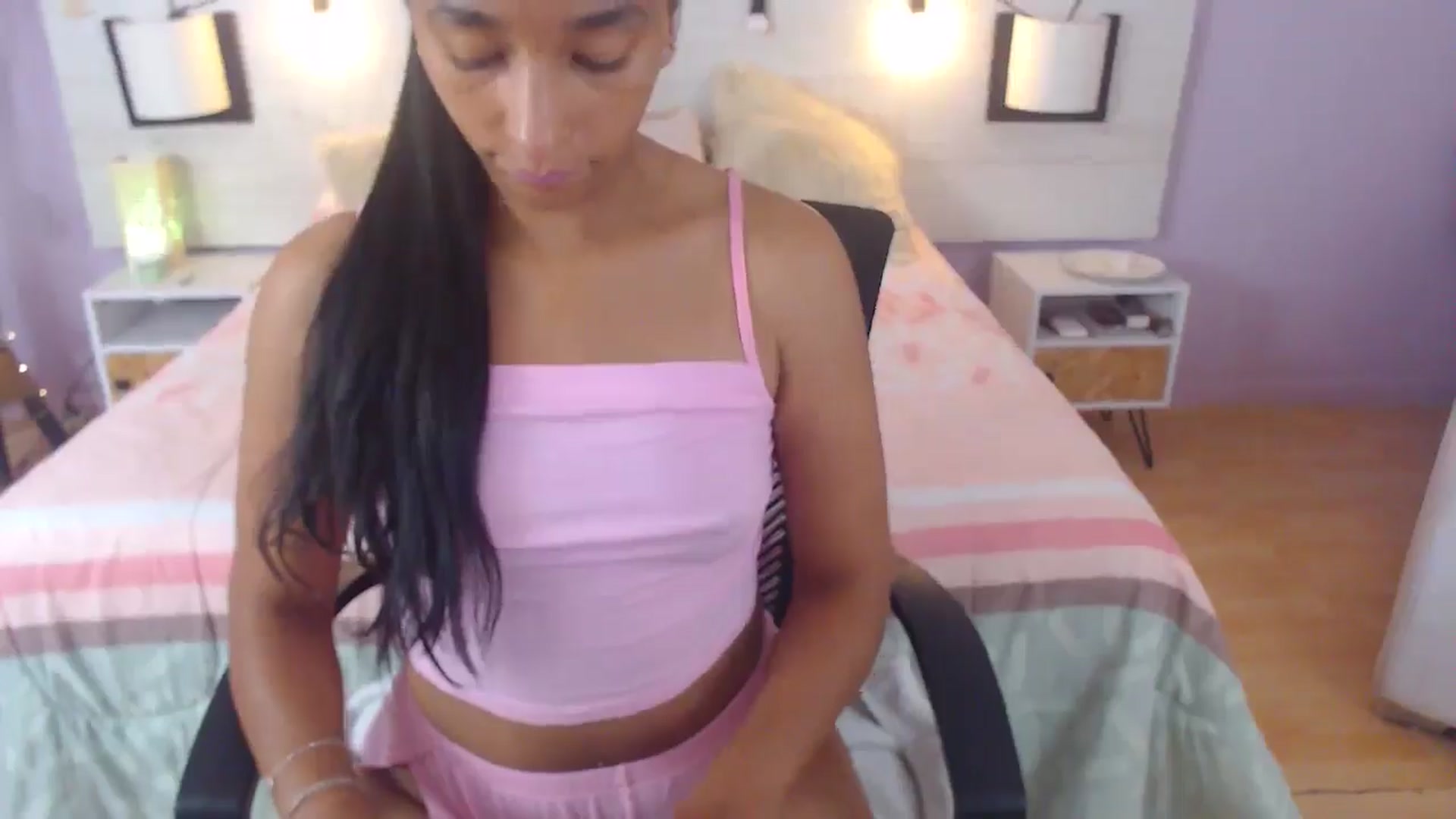 Gallery image thumbnail from Lakshmi_7's myfreecams stream on, 09/23/2025, 04:45 image 12 of 20