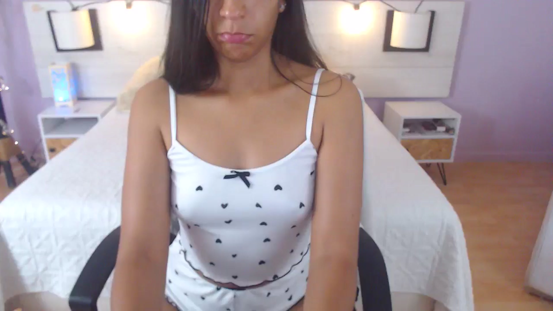 Gallery image thumbnail from Lakshmi_7's myfreecams stream on, 09/27/2025, 16:55 image 18 of 20