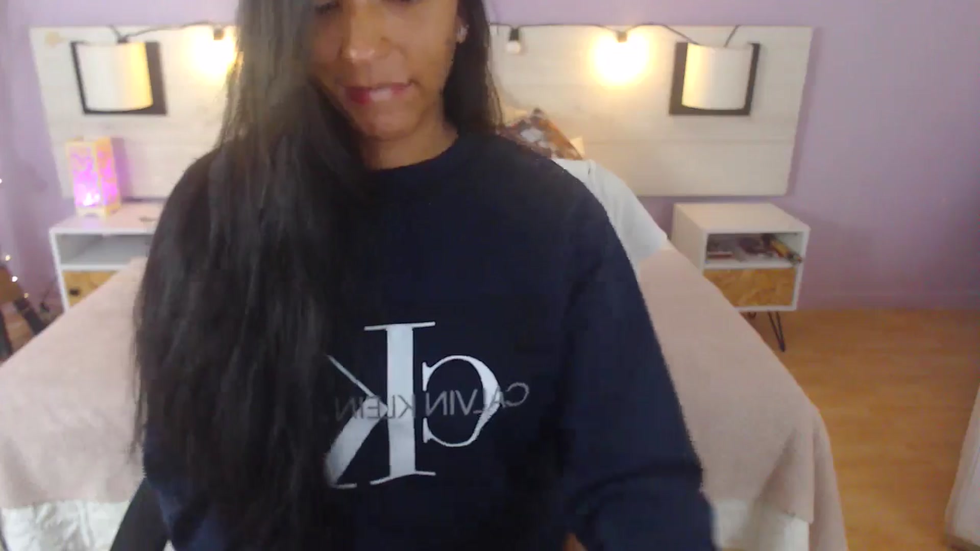 Gallery image thumbnail from Lakshmi_7's myfreecams stream on, 10/02/2025, 11:16 image 16 of 20