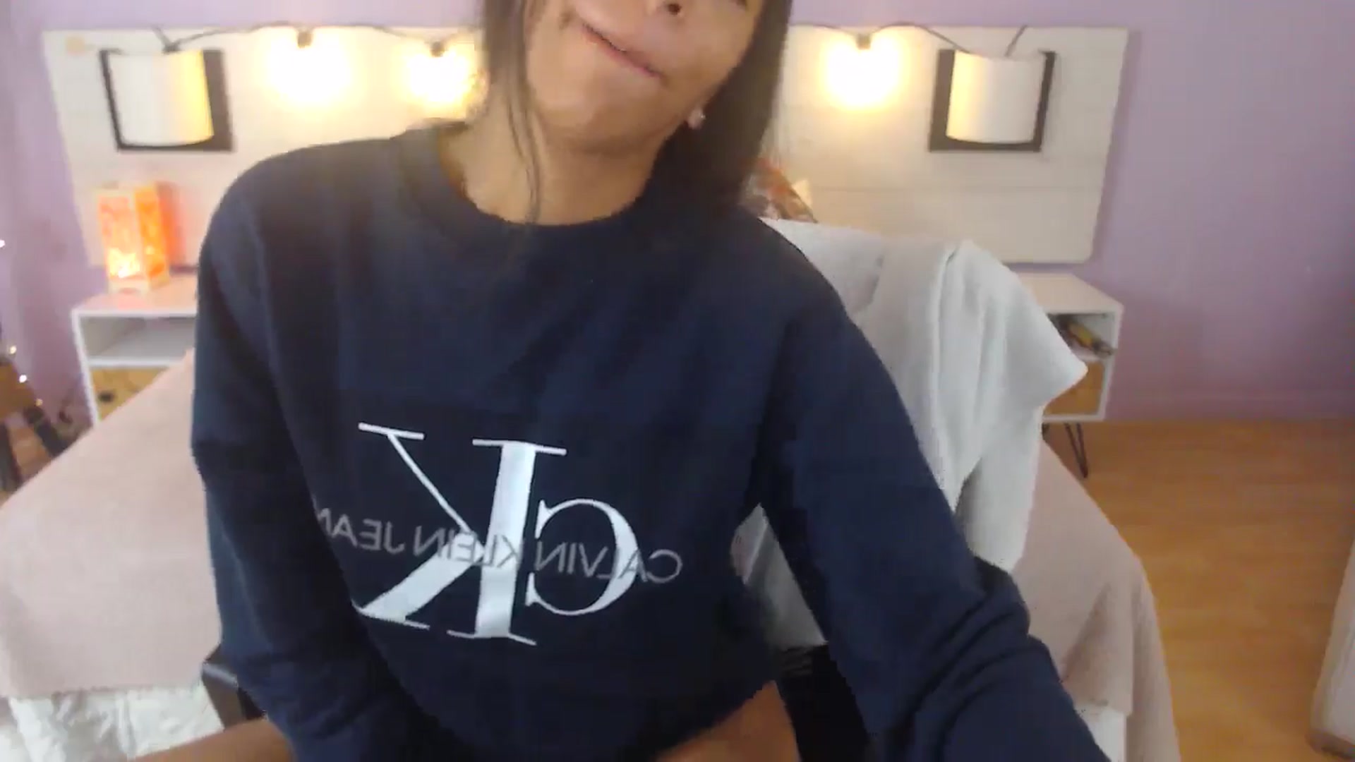 Gallery image thumbnail from Lakshmi_7's myfreecams stream on, 10/02/2025, 11:16 image 3 of 20