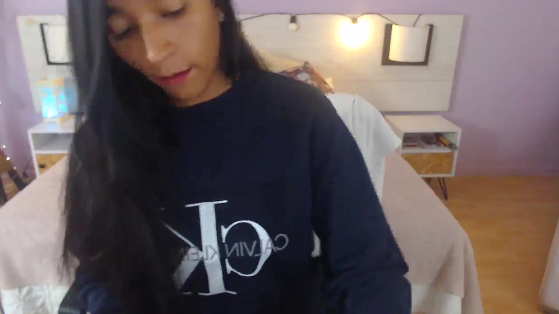Gallery image thumbnail from Lakshmi_7's myfreecams stream on, 10/02/2025, 11:16 image 19 of 20