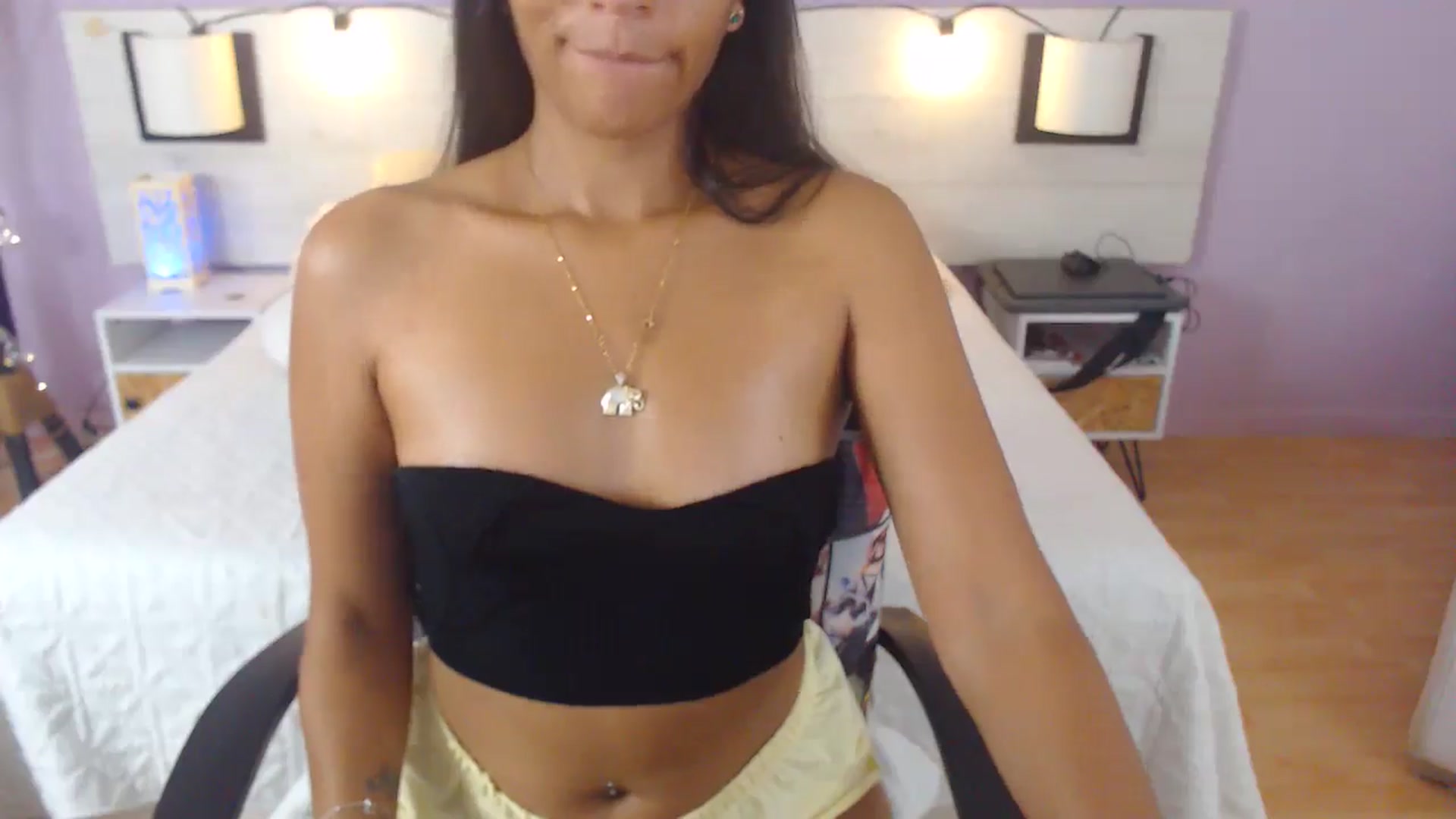 Gallery image thumbnail from Lakshmi_7's myfreecams stream on, 10/20/2025, 01:46 image 17 of 20
