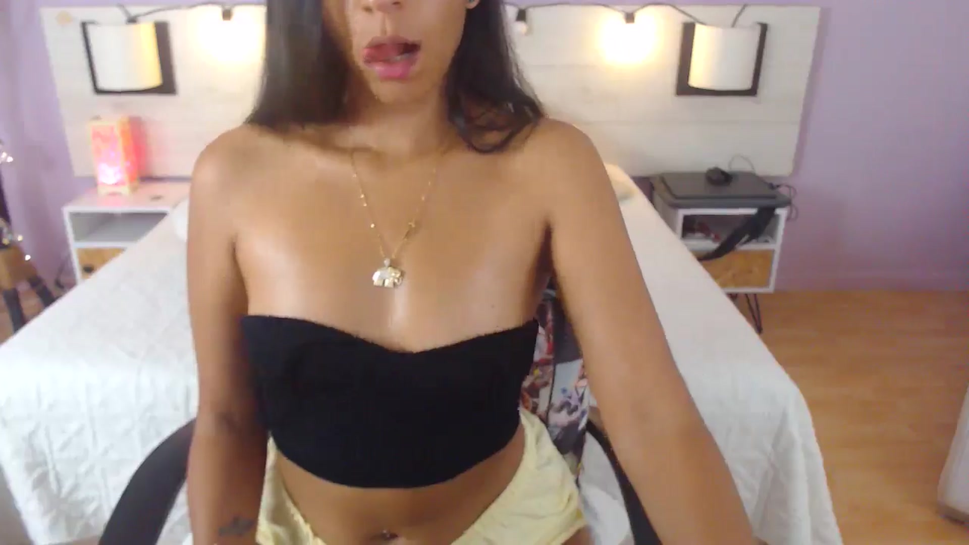 Gallery image thumbnail from Lakshmi_7's myfreecams stream on, 10/20/2025, 01:46 image 19 of 20