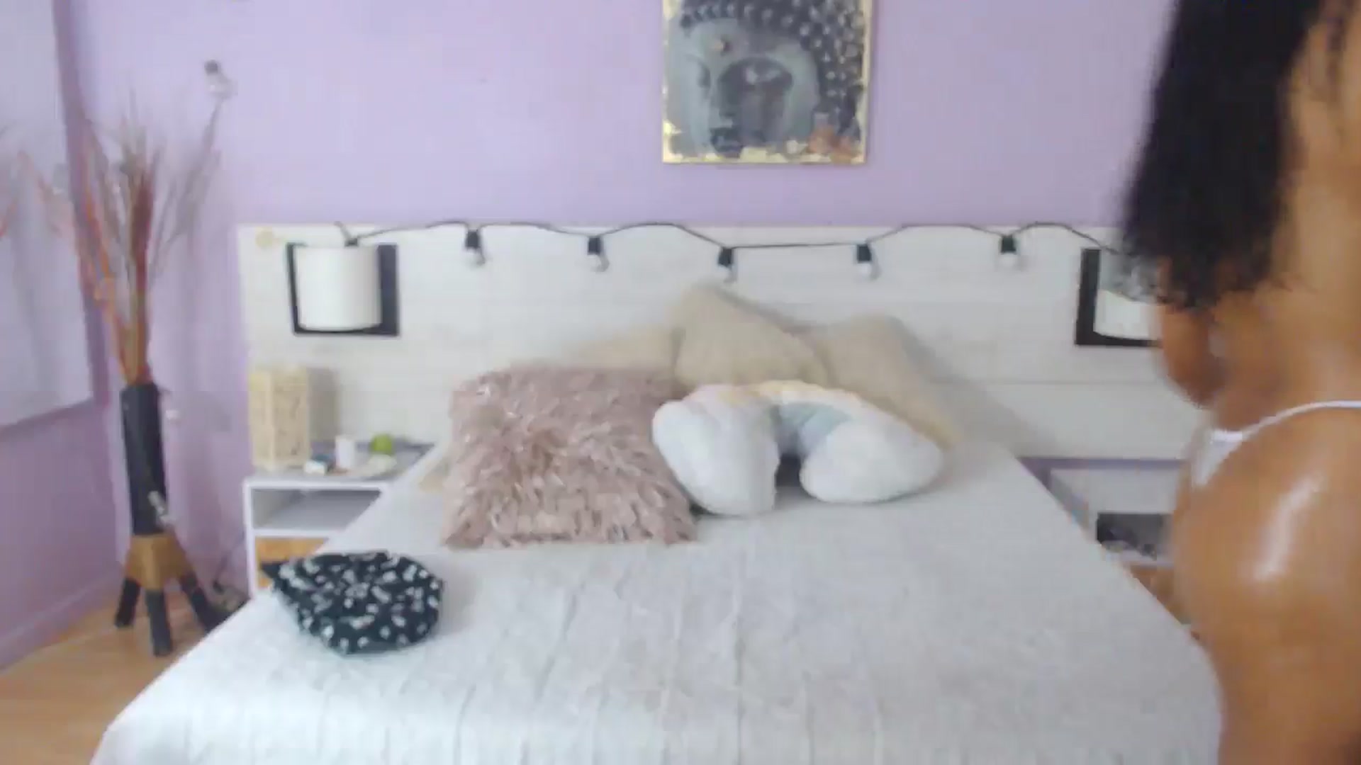 Gallery image thumbnail from Lakshmi_7's myfreecams stream on, 10/25/2025, 23:01 image 17 of 20
