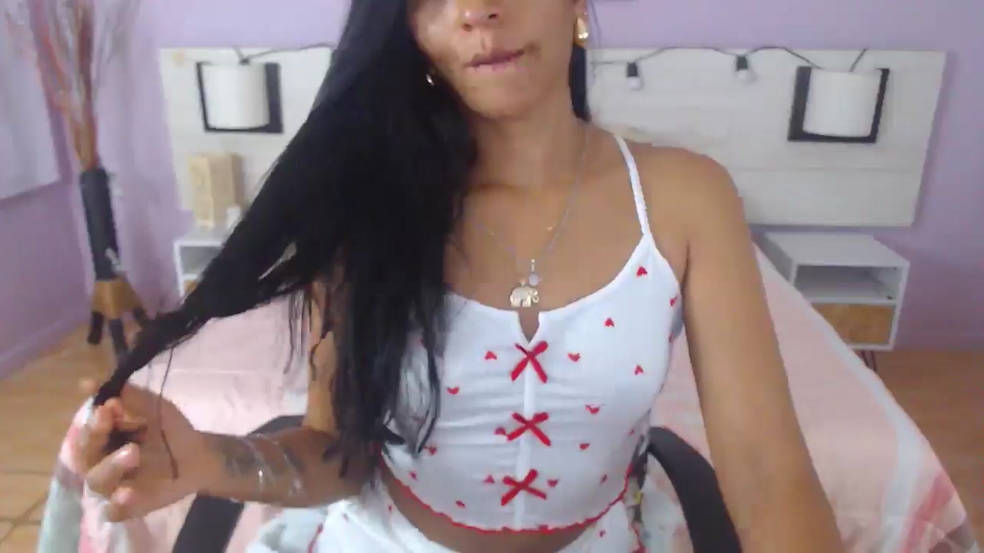 Gallery image thumbnail from Lakshmi_7's myfreecams stream on, 11/02/2025, 23:37 image 10 of 20