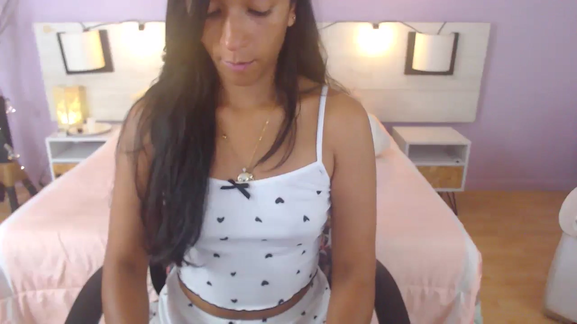 Gallery image thumbnail from Lakshmi_7's myfreecams stream on, 11/16/2025, 16:39 image 6 of 20
