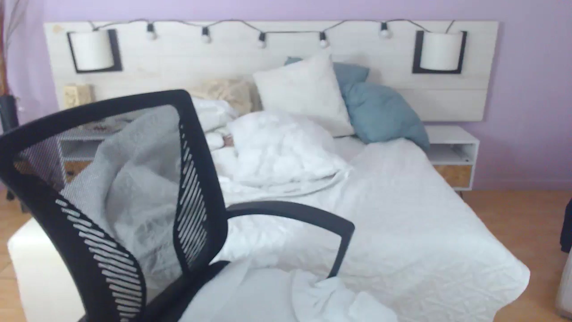 Gallery image thumbnail from Lakshmi_7's myfreecams stream on, 11/24/2025, 01:54 image 15 of 20