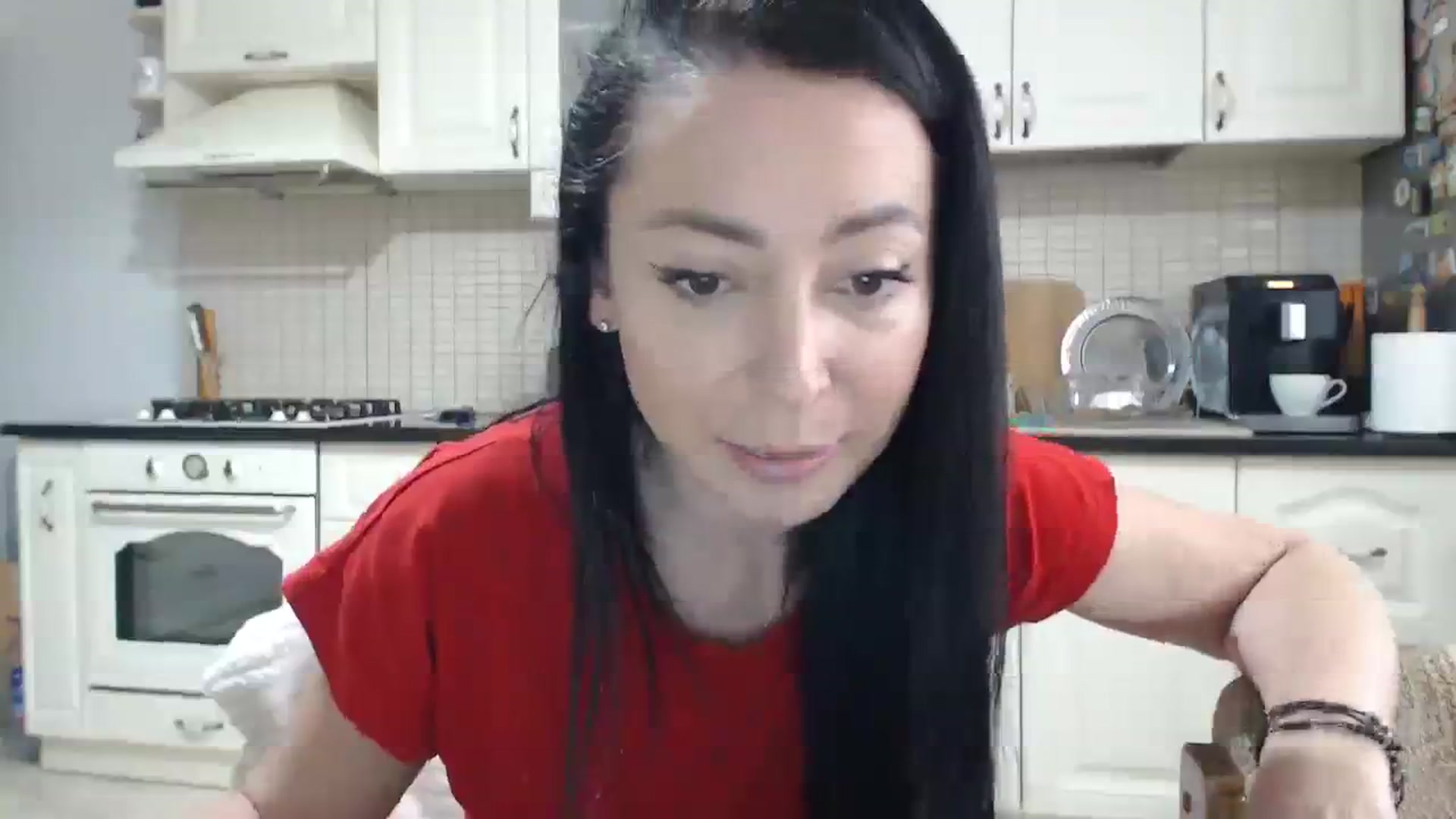Gallery image thumbnail from LalaShine's myfreecams stream on, 12/24/2023, 08:28 image 18 of 20