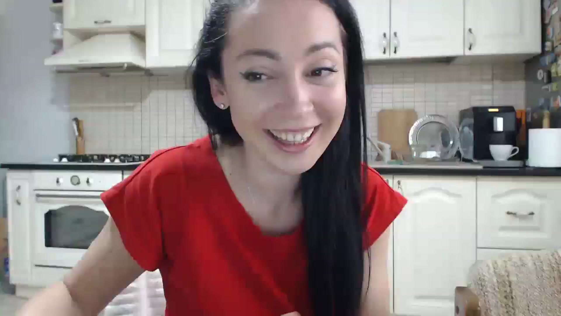 Gallery image thumbnail from LalaShine's myfreecams stream on, 12/24/2023, 08:46 image 15 of 20