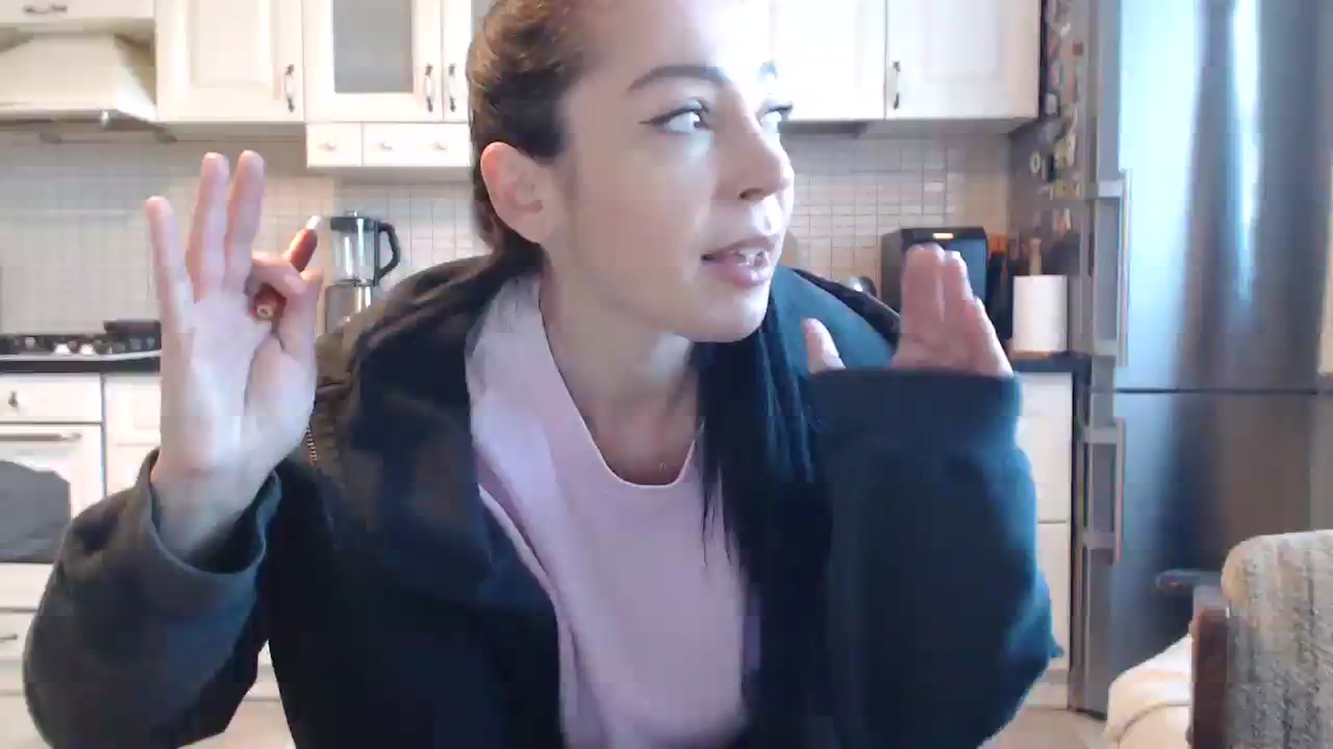 Gallery image thumbnail from LalaShine's myfreecams stream on, 01/20/2024, 08:20 image 1 of 20