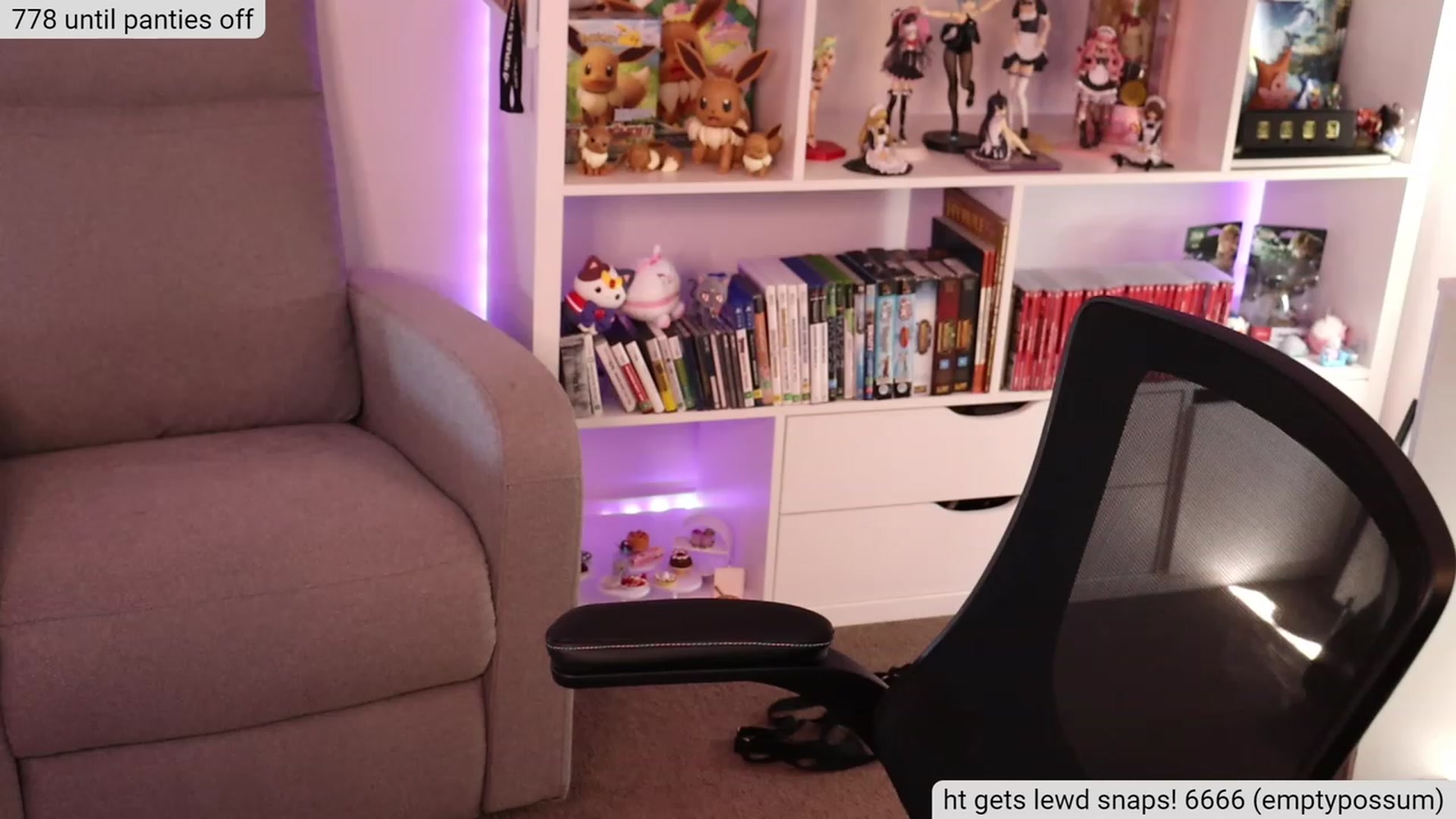 Gallery image thumbnail from LalaxDoll's myfreecams stream on, 11/13/2023, 03:30 image 8 of 20