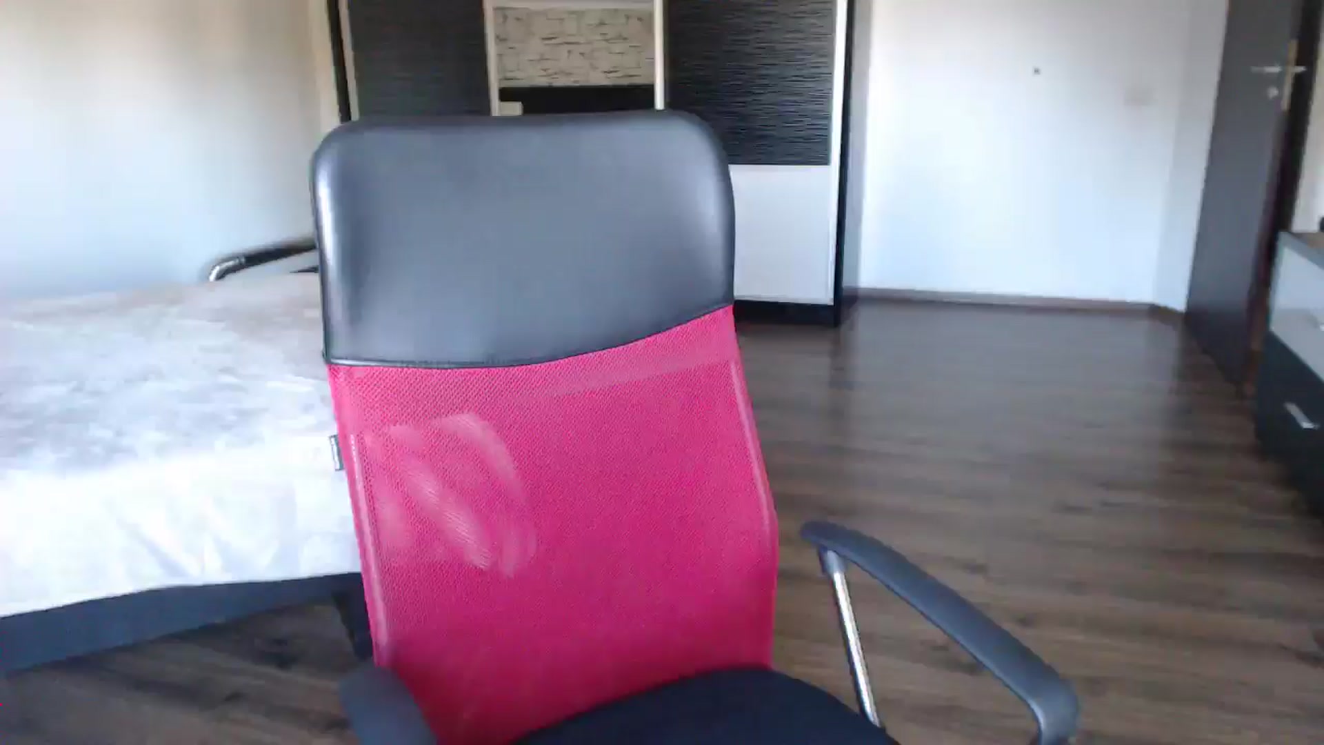 Gallery image thumbnail from Lalina_'s myfreecams stream on, 11/02/2025, 11:56 image 12 of 20