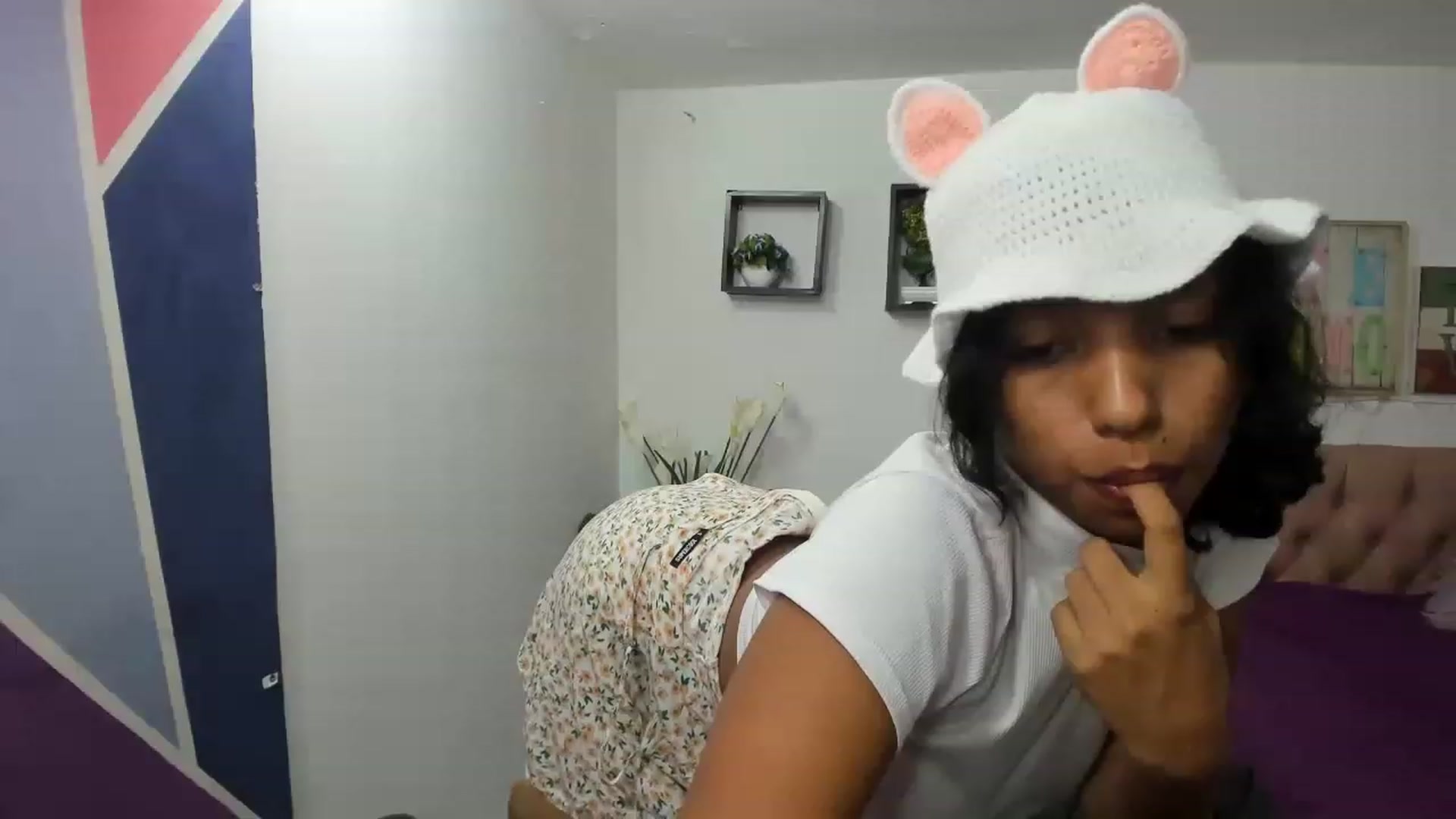 Gallery image thumbnail from Lalita3's myfreecams stream on, 11/15/2022, 01:22 image 3 of 20