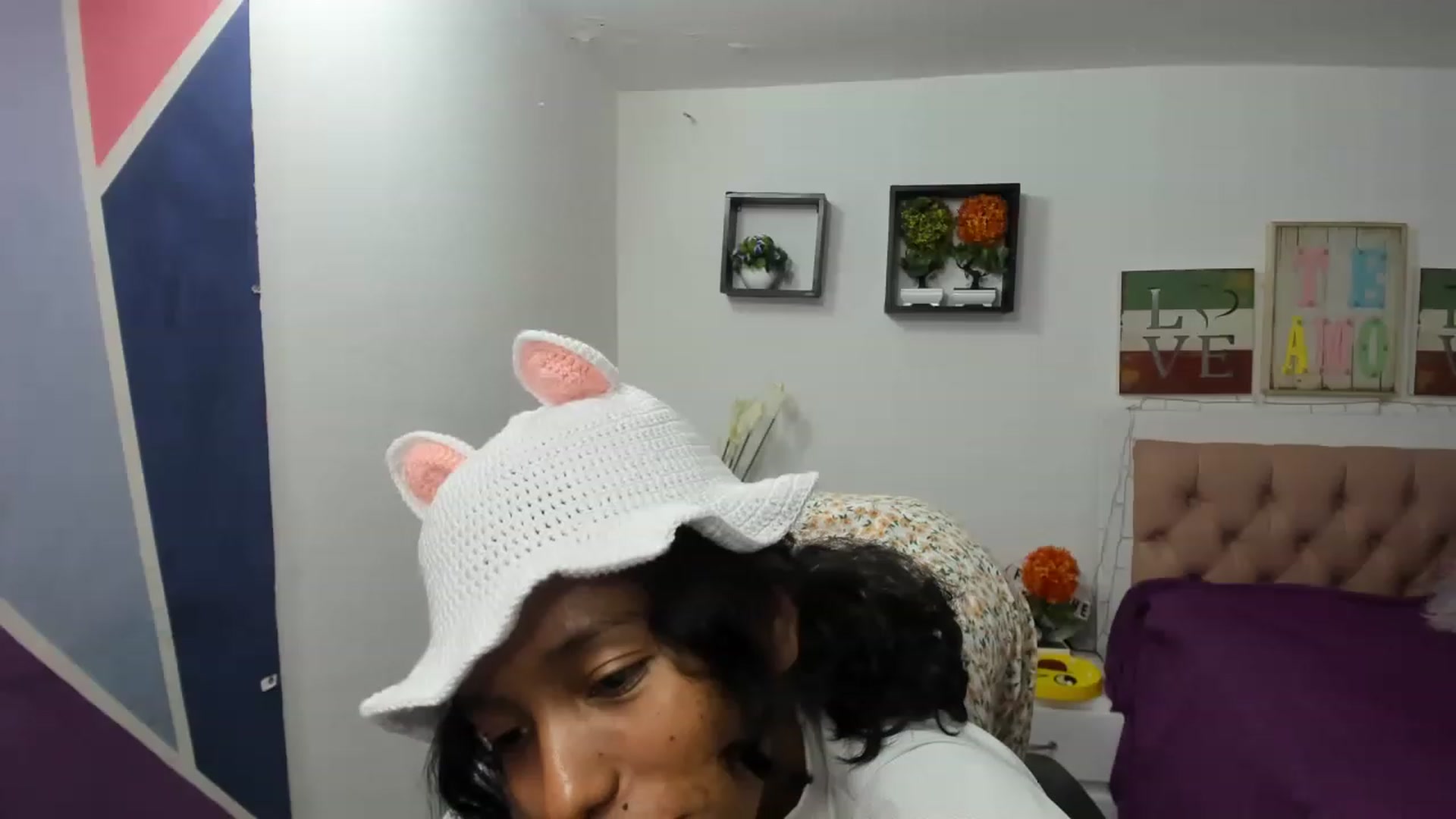 Gallery image thumbnail from Lalita3's myfreecams stream on, 11/15/2022, 01:22 image 18 of 20