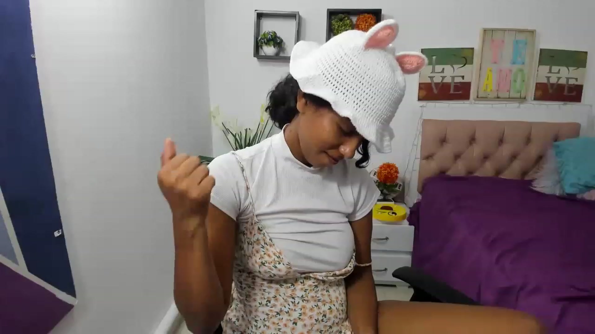 Gallery image thumbnail from Lalita3's myfreecams stream on, 11/15/2022, 02:41 image 14 of 20