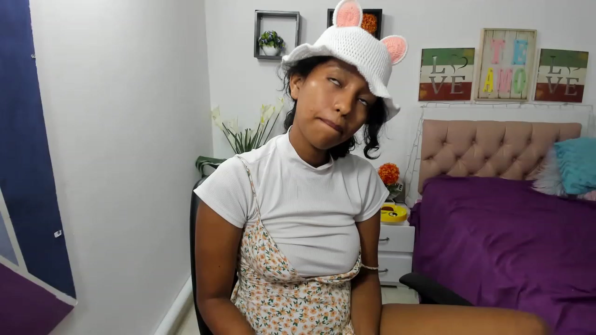 Gallery image thumbnail from Lalita3's myfreecams stream on, 11/15/2022, 02:41 image 13 of 20