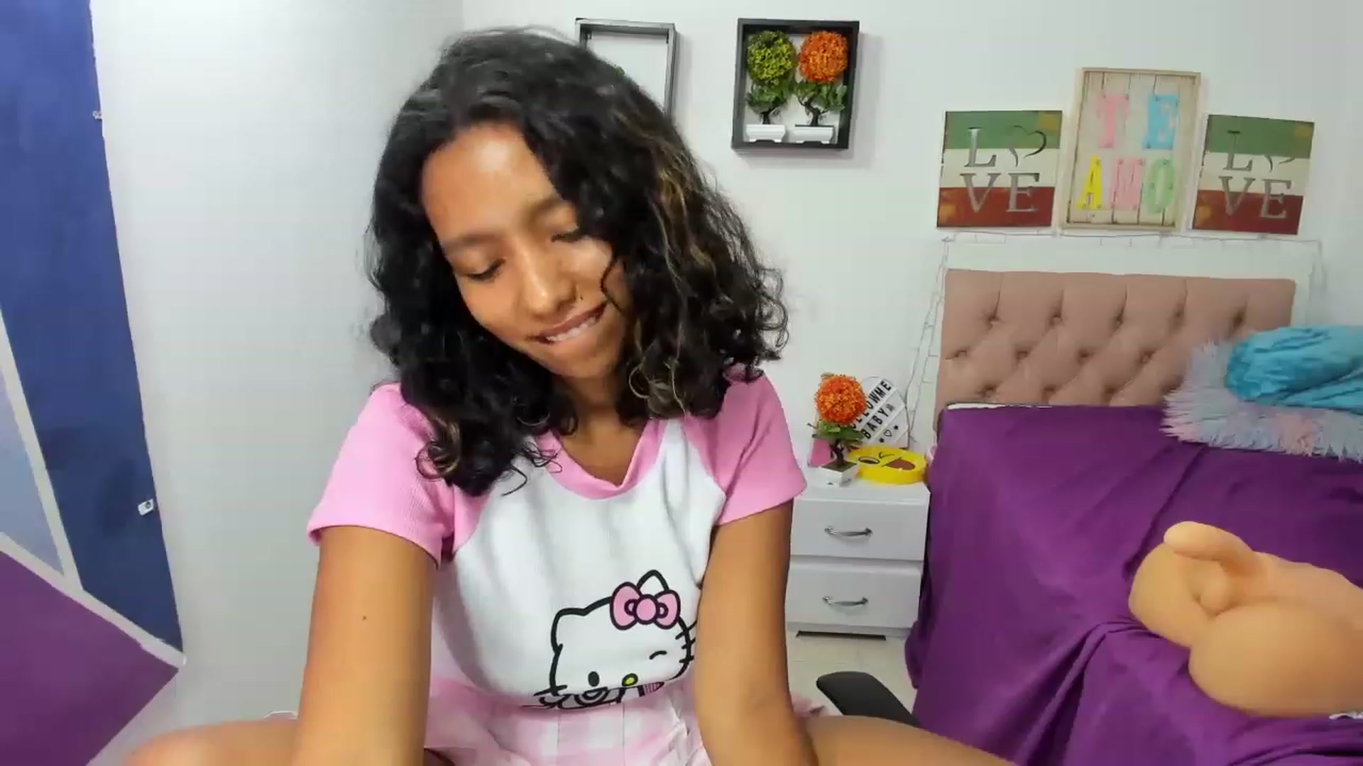 Gallery image thumbnail from Lalita3's myfreecams stream on, 11/16/2022, 08:07 image 20 of 20