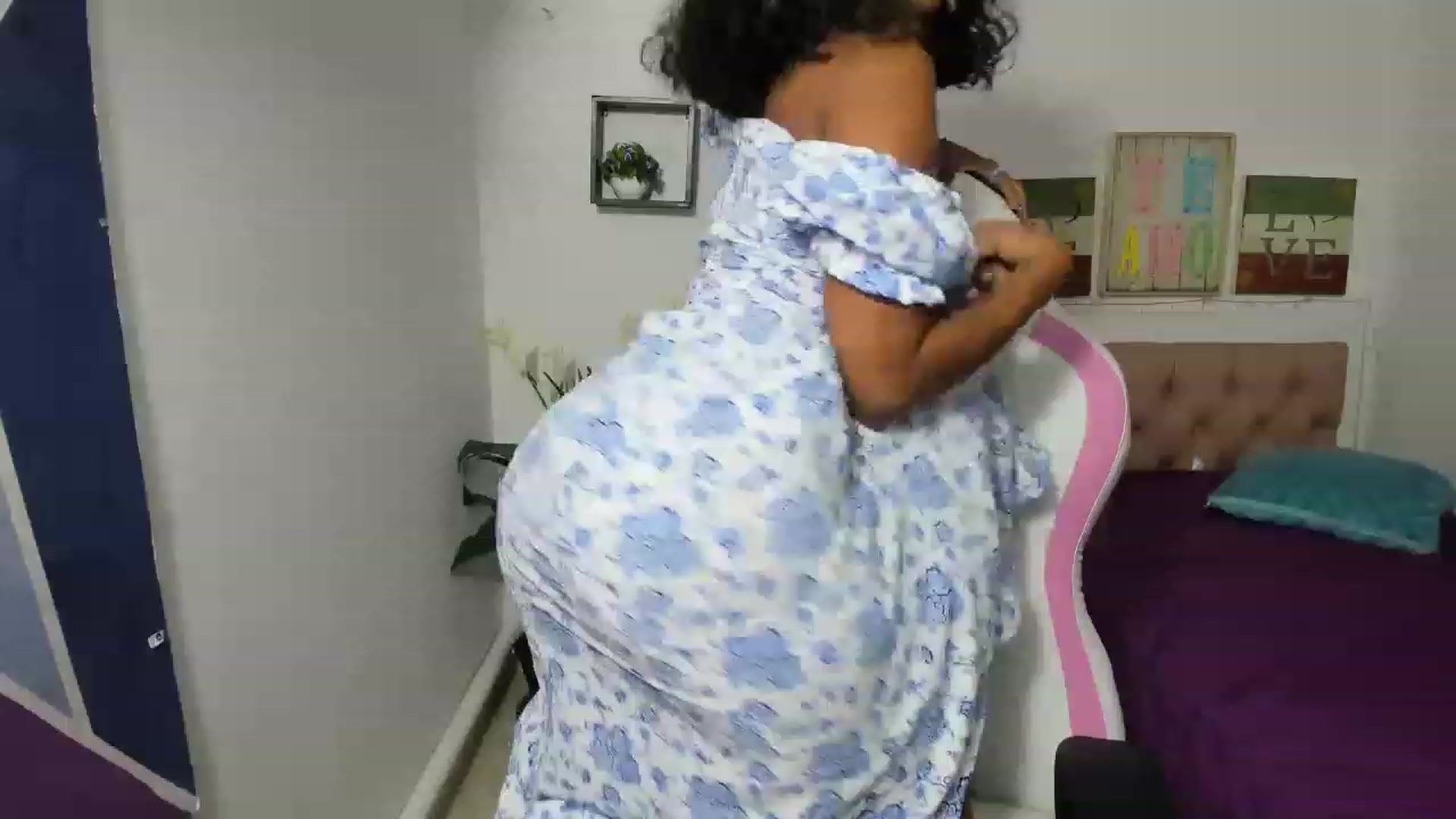 Gallery image thumbnail from Lalita3's myfreecams stream on, 11/23/2022, 02:05 image 6 of 20