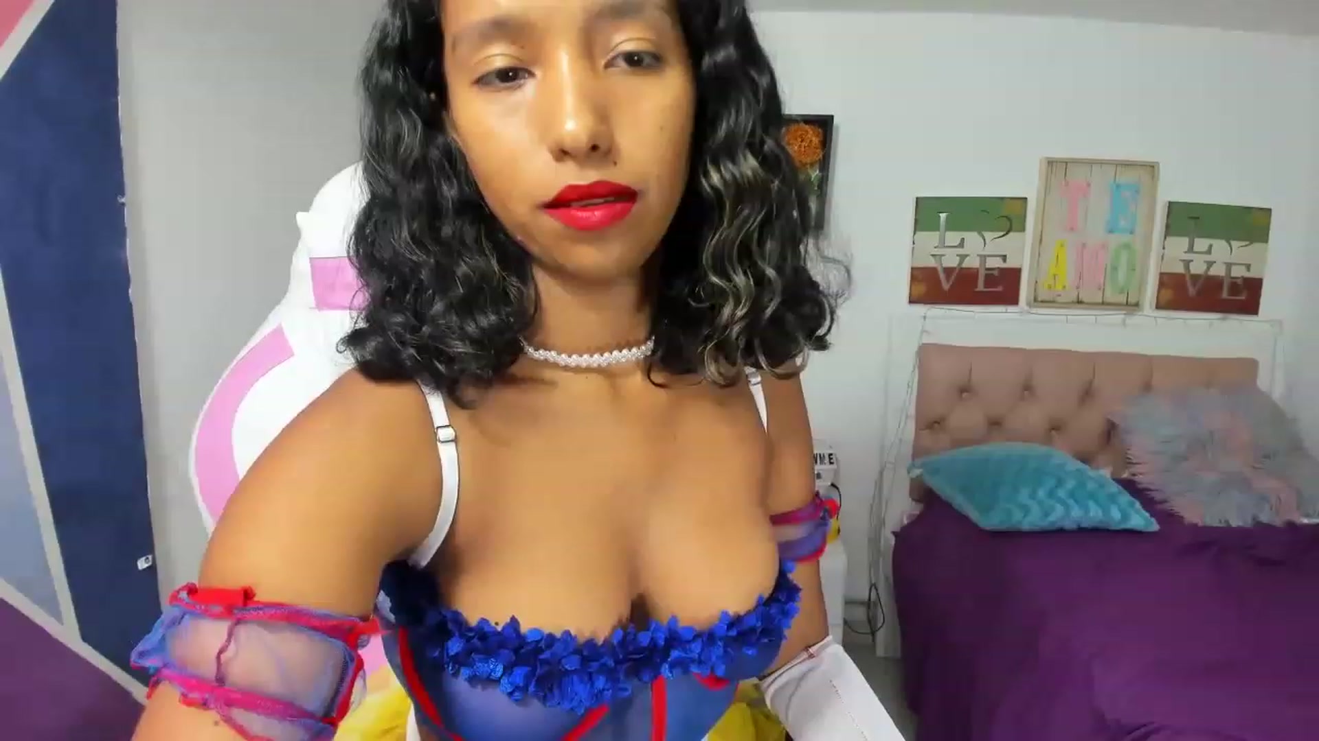 Gallery image thumbnail from Lalita3's myfreecams stream on, 12/01/2022, 02:00 image 14 of 20