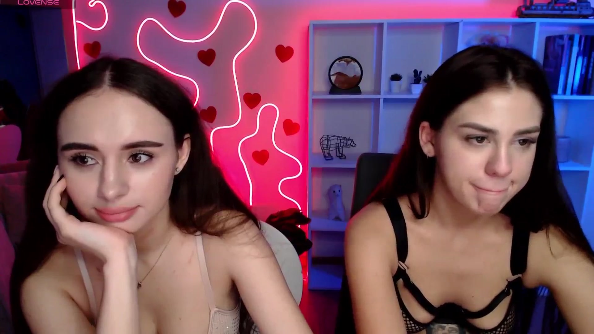 Gallery image thumbnail from Lally's myfreecams stream on, 11/26/2025, 01:36 image 4 of 20