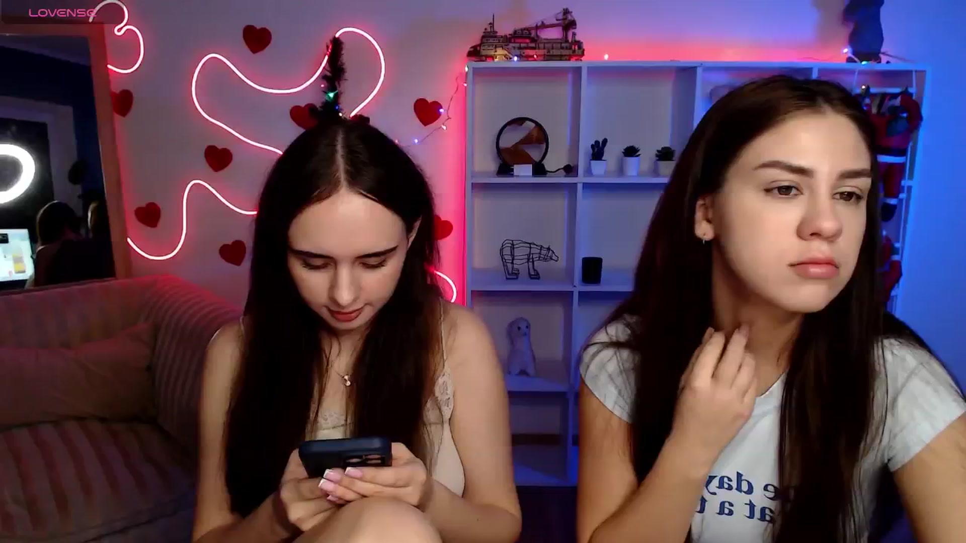 Gallery image thumbnail from Lally's myfreecams stream on, 12/24/2025, 21:29 image 18 of 20