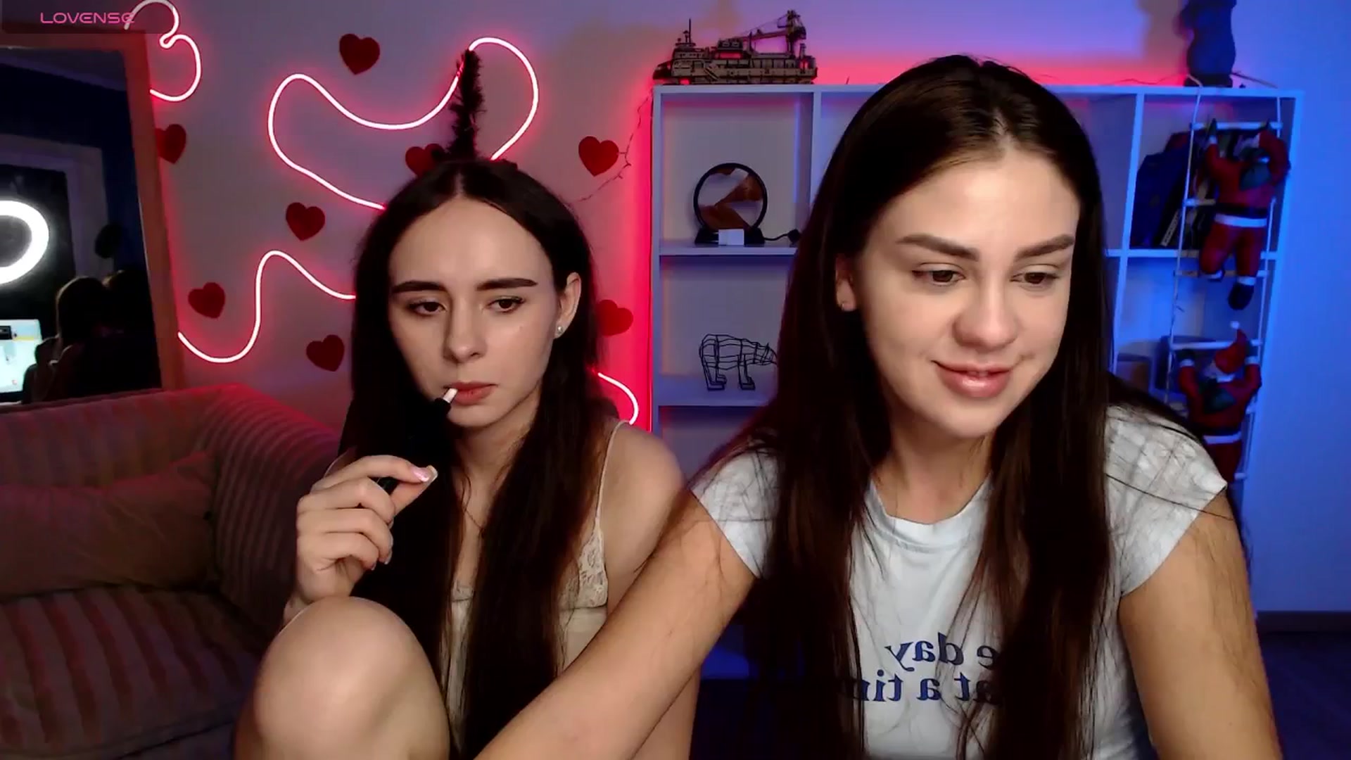 Gallery image thumbnail from Lally's myfreecams stream on, 12/24/2025, 21:29 image 13 of 20