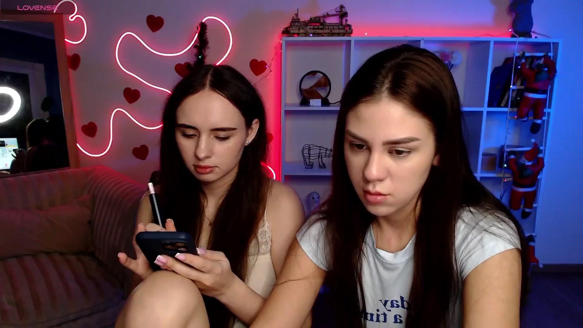 Gallery image thumbnail from Lally's myfreecams stream on, 12/24/2025, 21:29 image 14 of 20