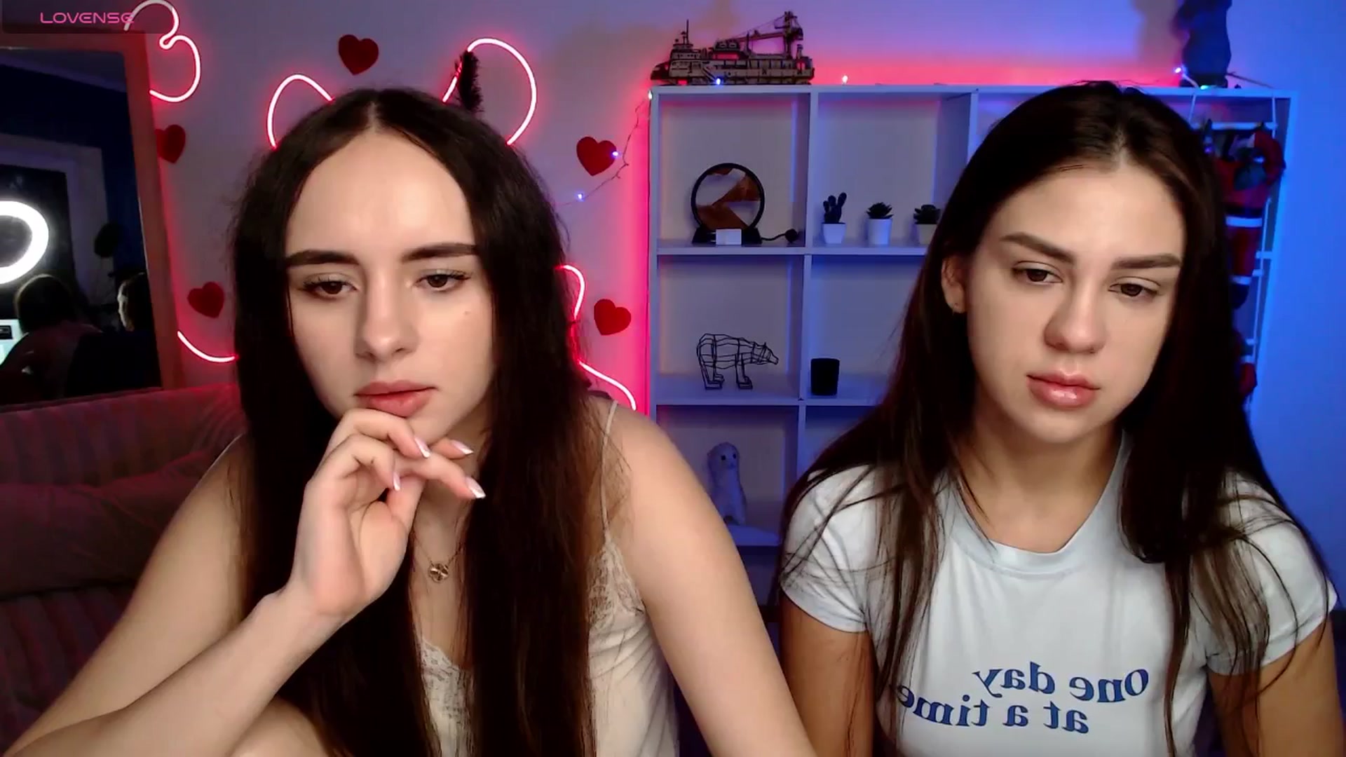 Gallery image thumbnail from Lally's myfreecams stream on, 12/24/2025, 21:29 image 2 of 20