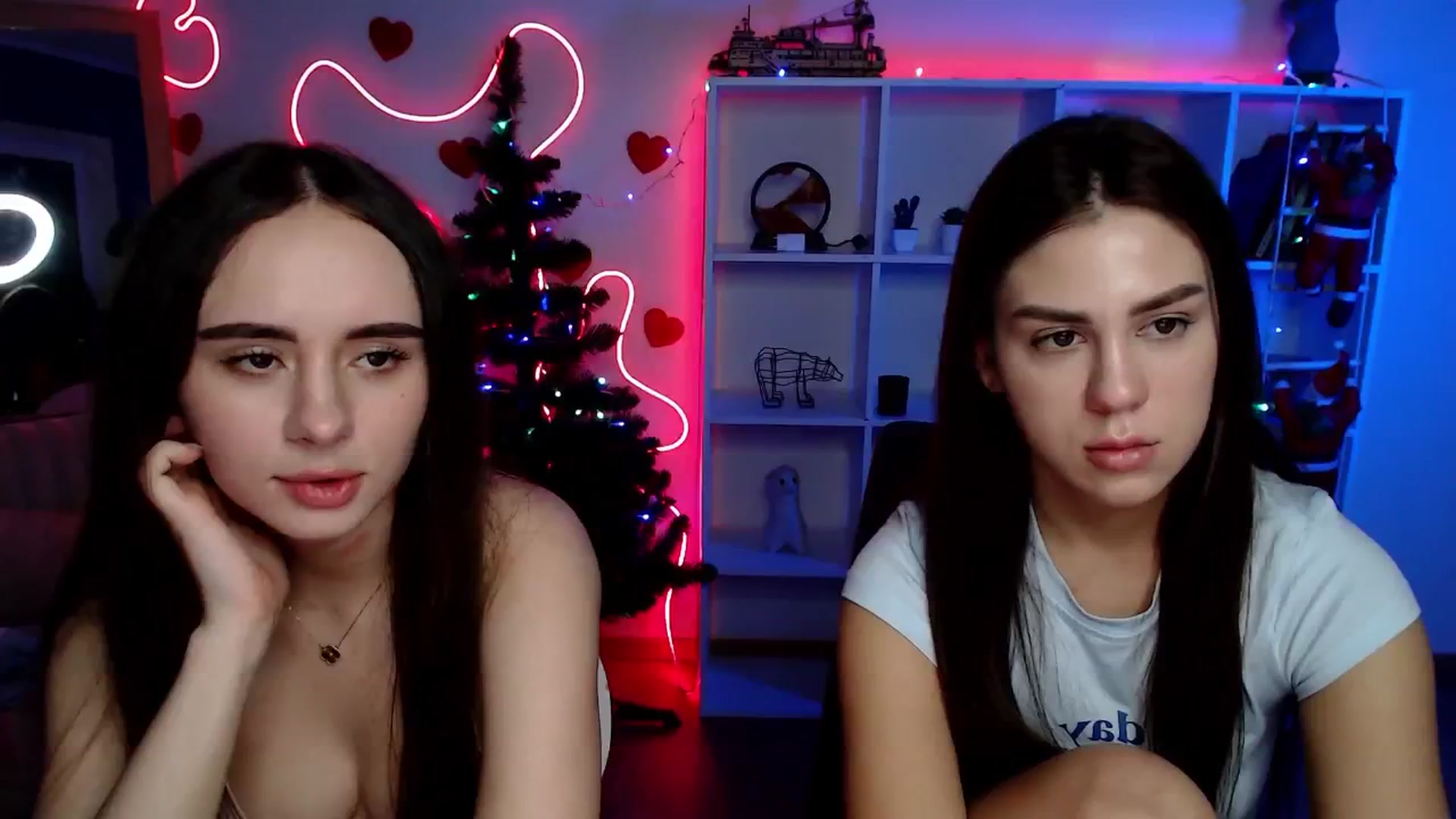 Gallery image thumbnail from Lally's myfreecams stream on, 12/26/2025, 24:01 image 5 of 20