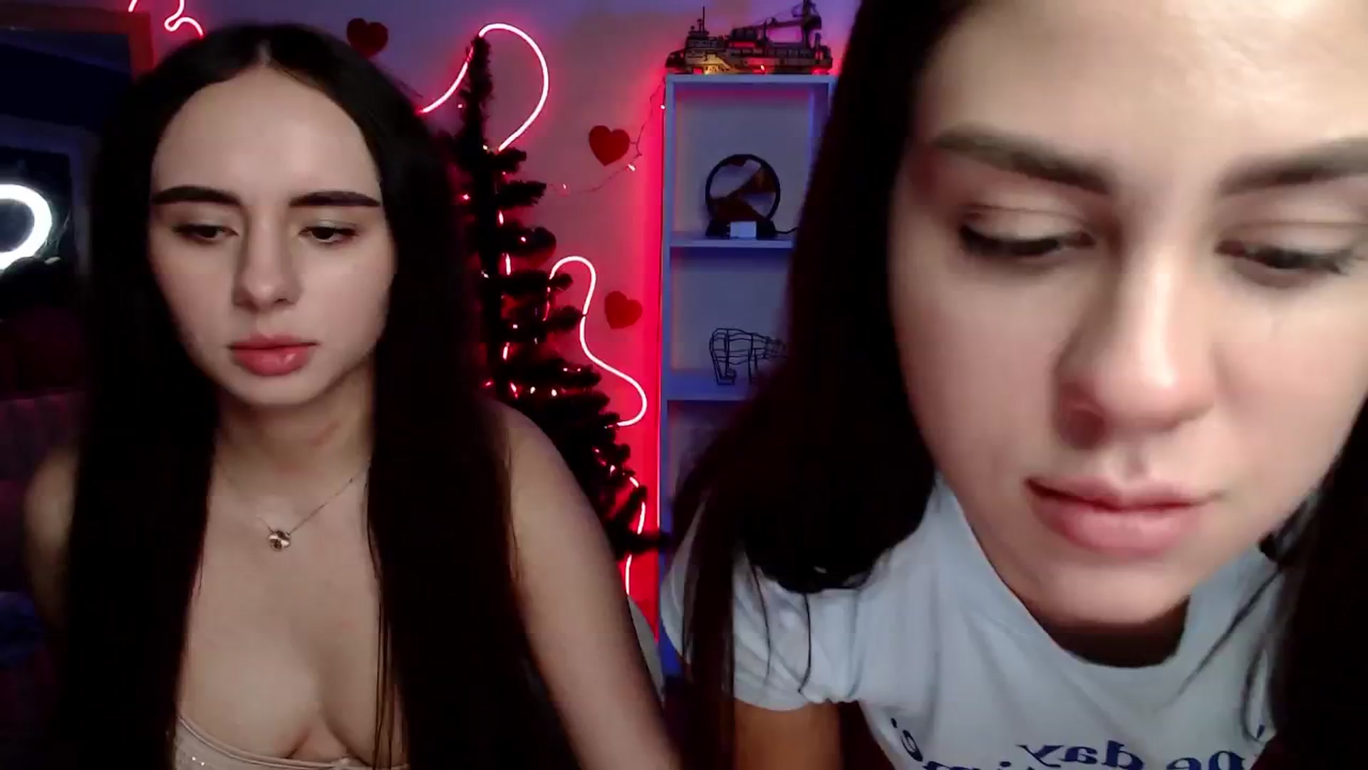 Gallery image thumbnail from Lally's myfreecams stream on, 12/26/2025, 24:01 image 20 of 20