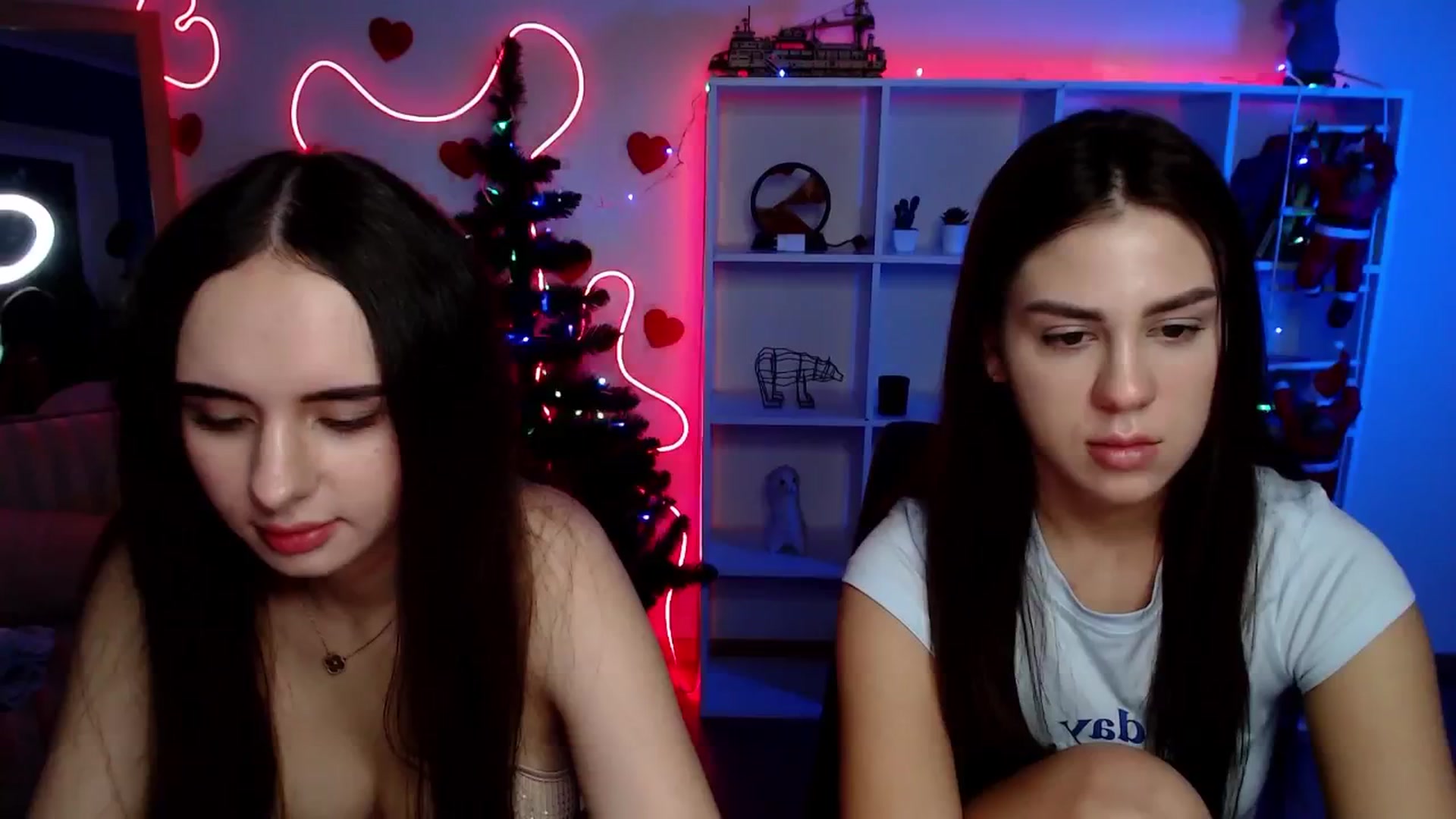 Gallery image thumbnail from Lally's myfreecams stream on, 12/26/2025, 24:01 image 8 of 20