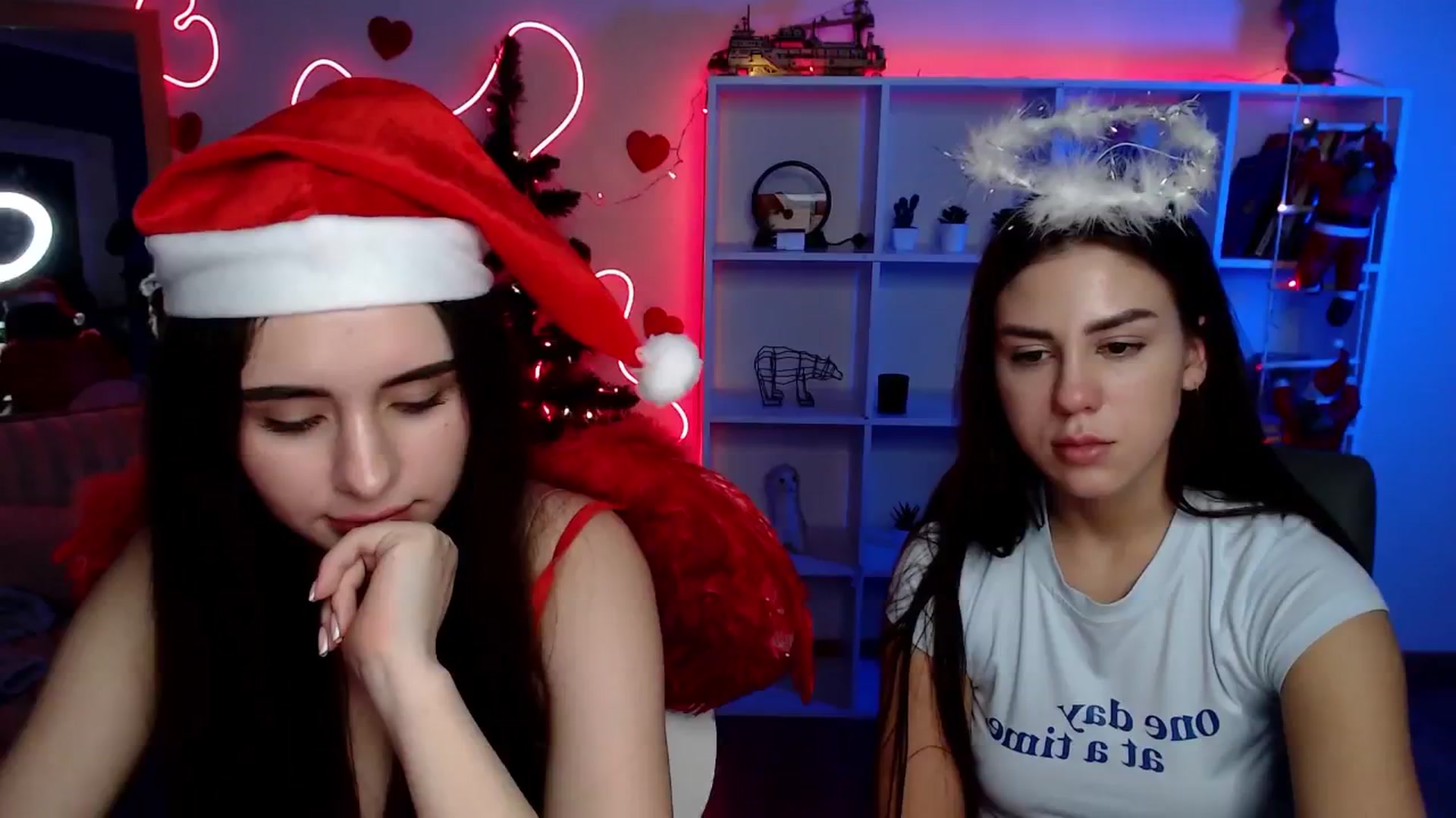 Gallery image thumbnail from Lally's myfreecams stream on, 12/26/2025, 04:17 image 6 of 20