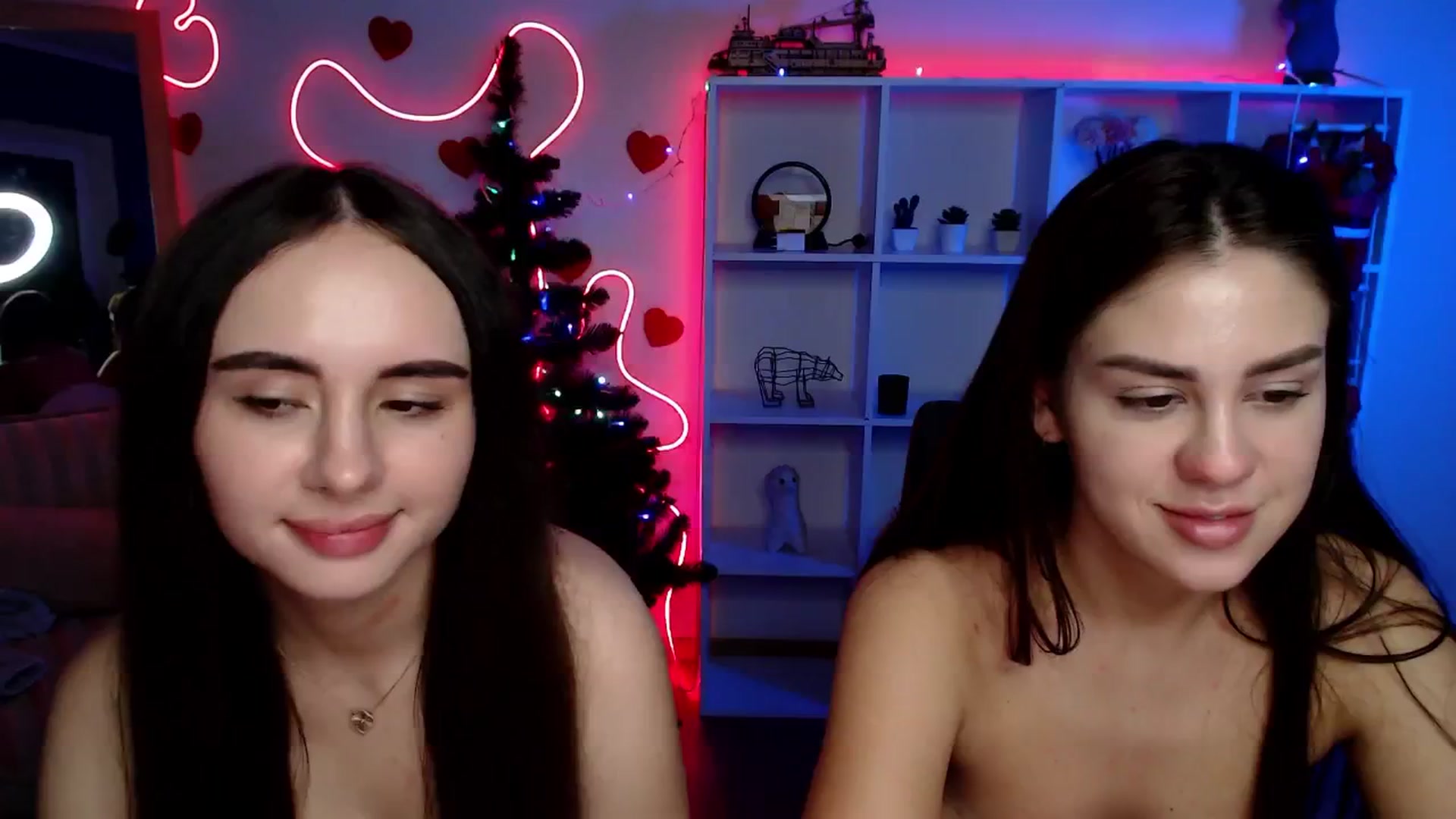 Gallery image thumbnail from Lally's myfreecams stream on, 12/26/2025, 04:17 image 2 of 20