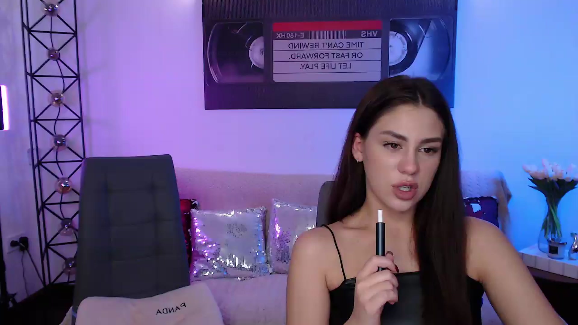 Gallery image thumbnail from Lally's myfreecams stream on, 06/02/2026, 12:20 image 9 of 20