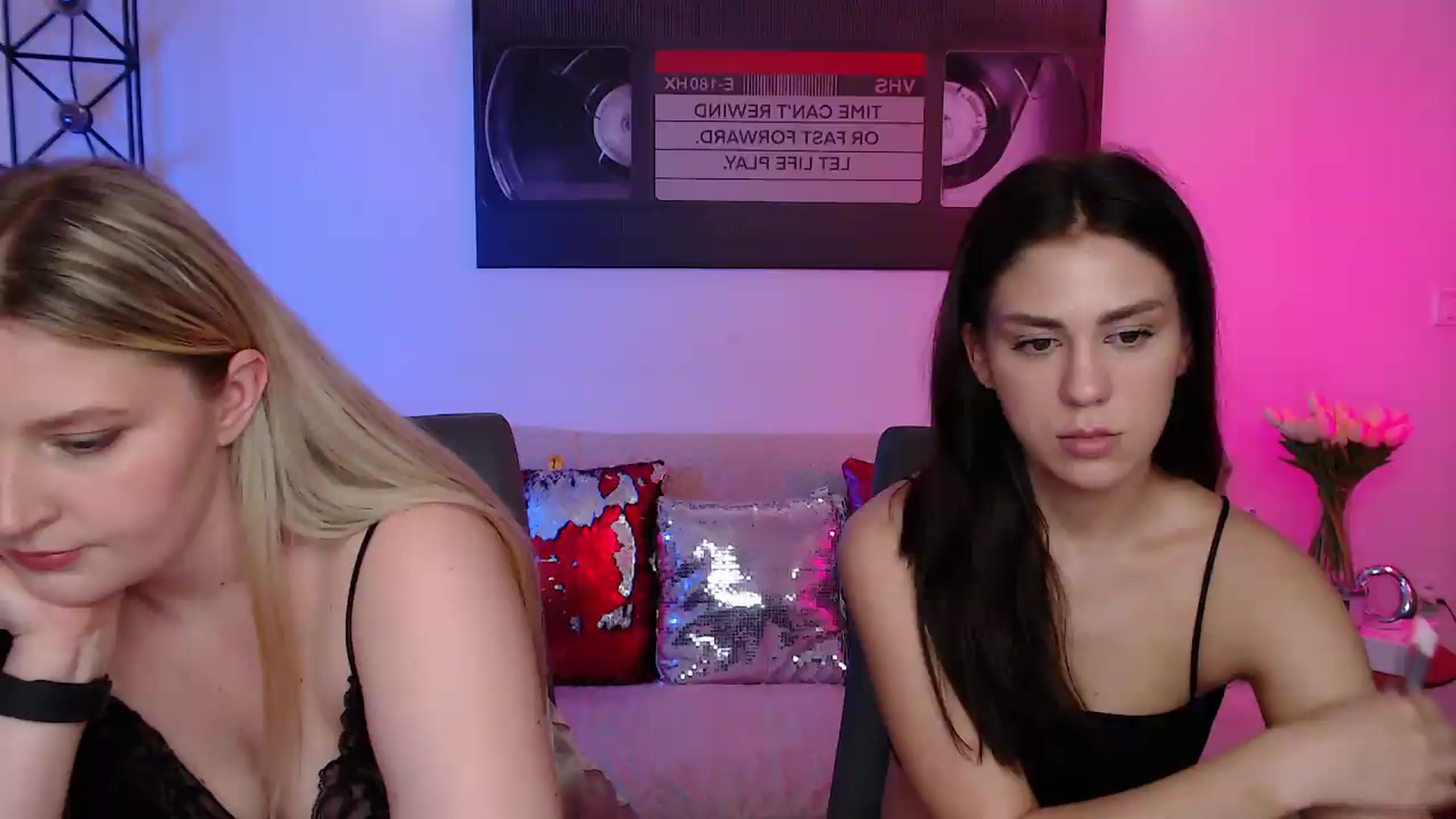 Gallery image thumbnail from Lally's myfreecams stream on, 06/12/2026, 13:29 image 14 of 20