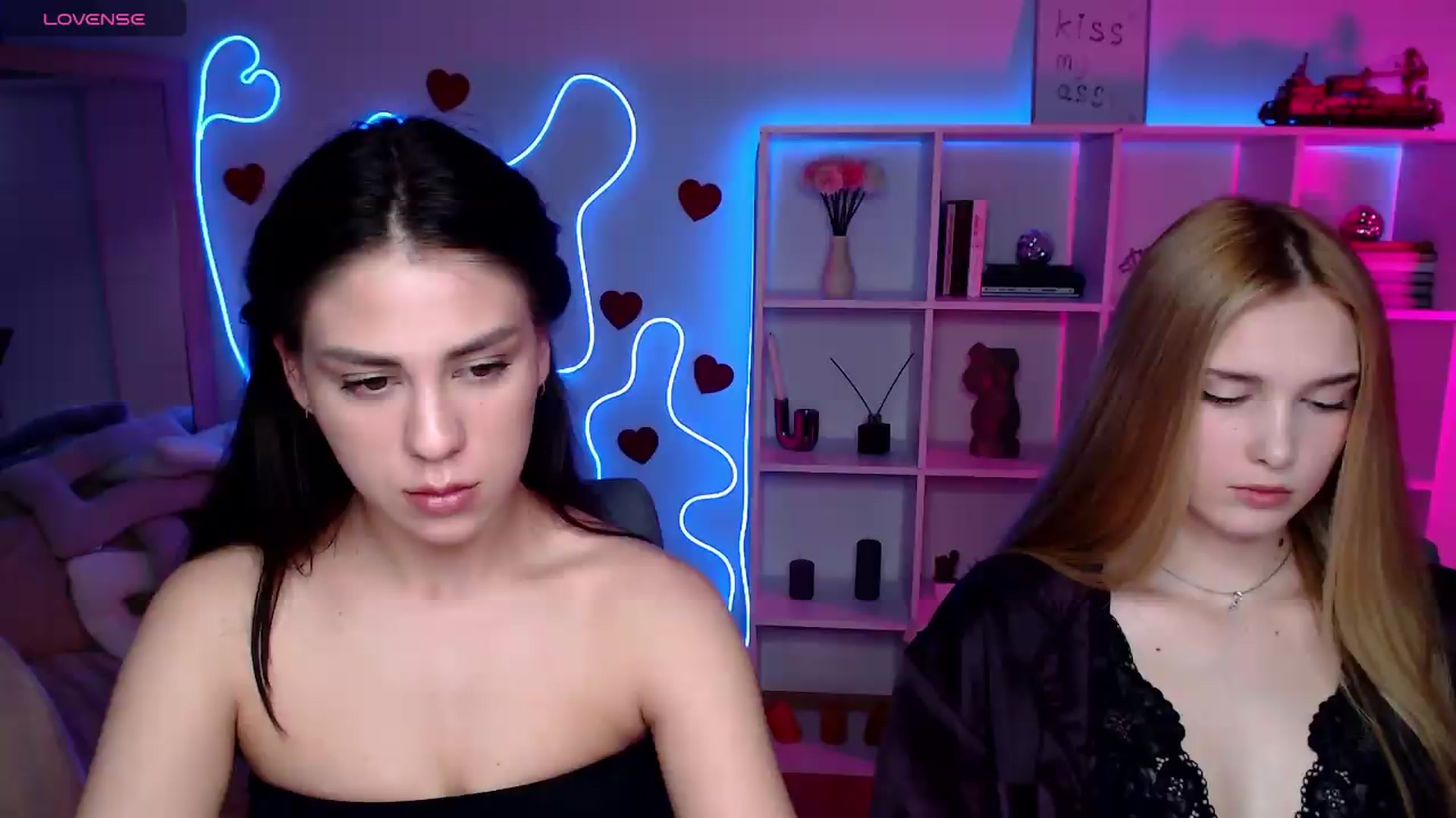 Gallery image thumbnail from Lally's myfreecams stream on, 06/14/2026, 11:15 image 14 of 20
