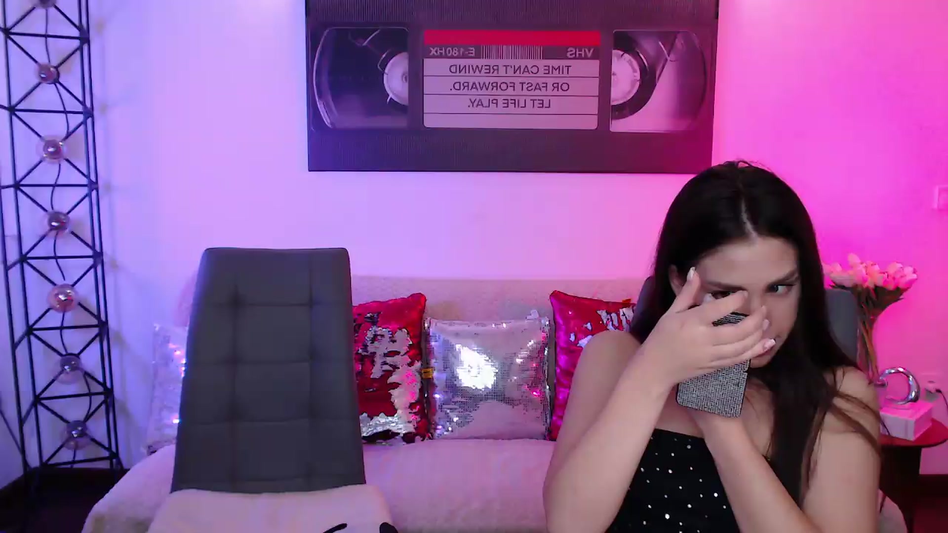Gallery image thumbnail from Lally's myfreecams stream on, 06/16/2026, 14:59 image 2 of 20