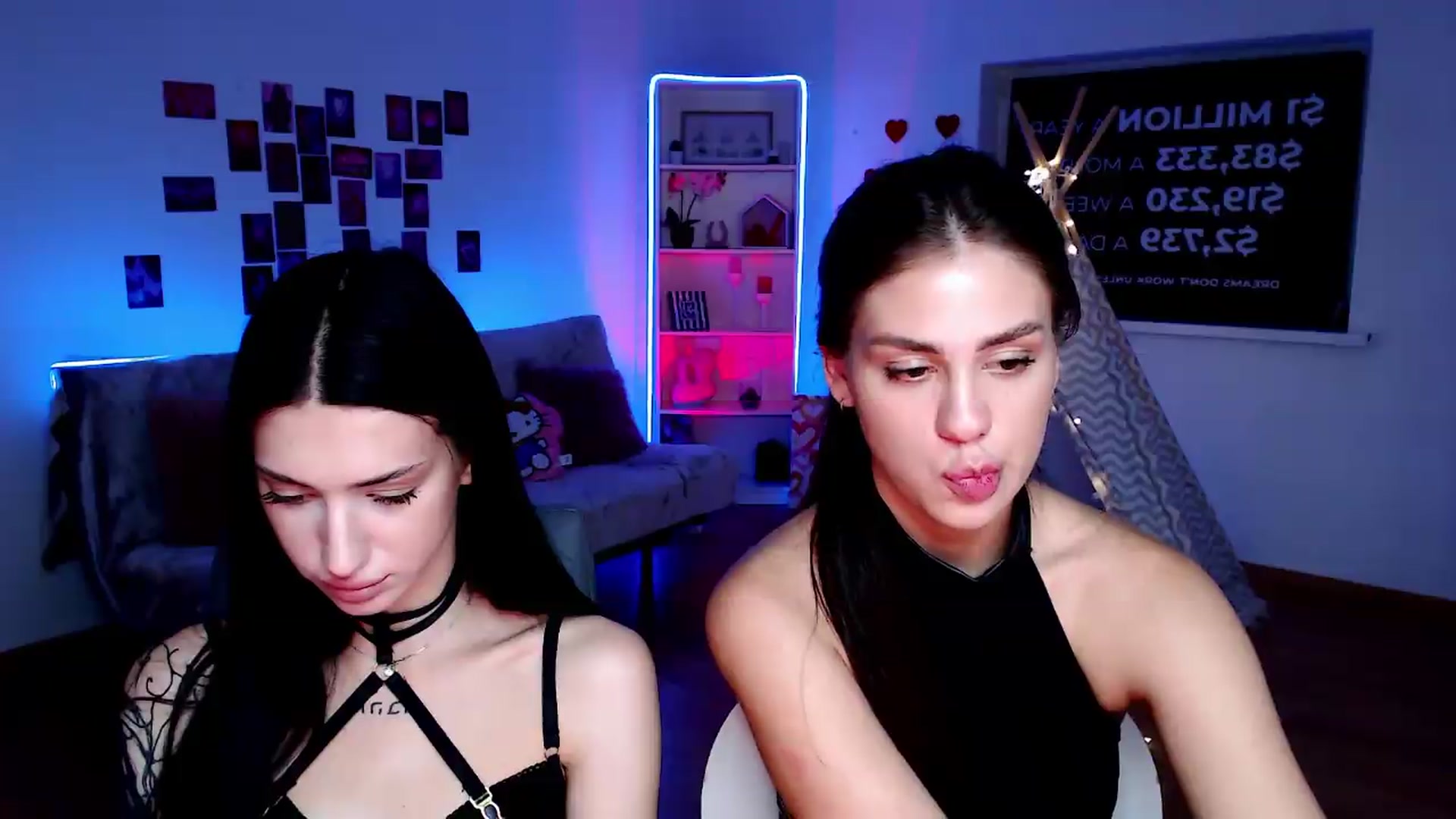 Gallery image thumbnail from Lally's myfreecams stream on, 07/23/2026, 02:30 image 16 of 20
