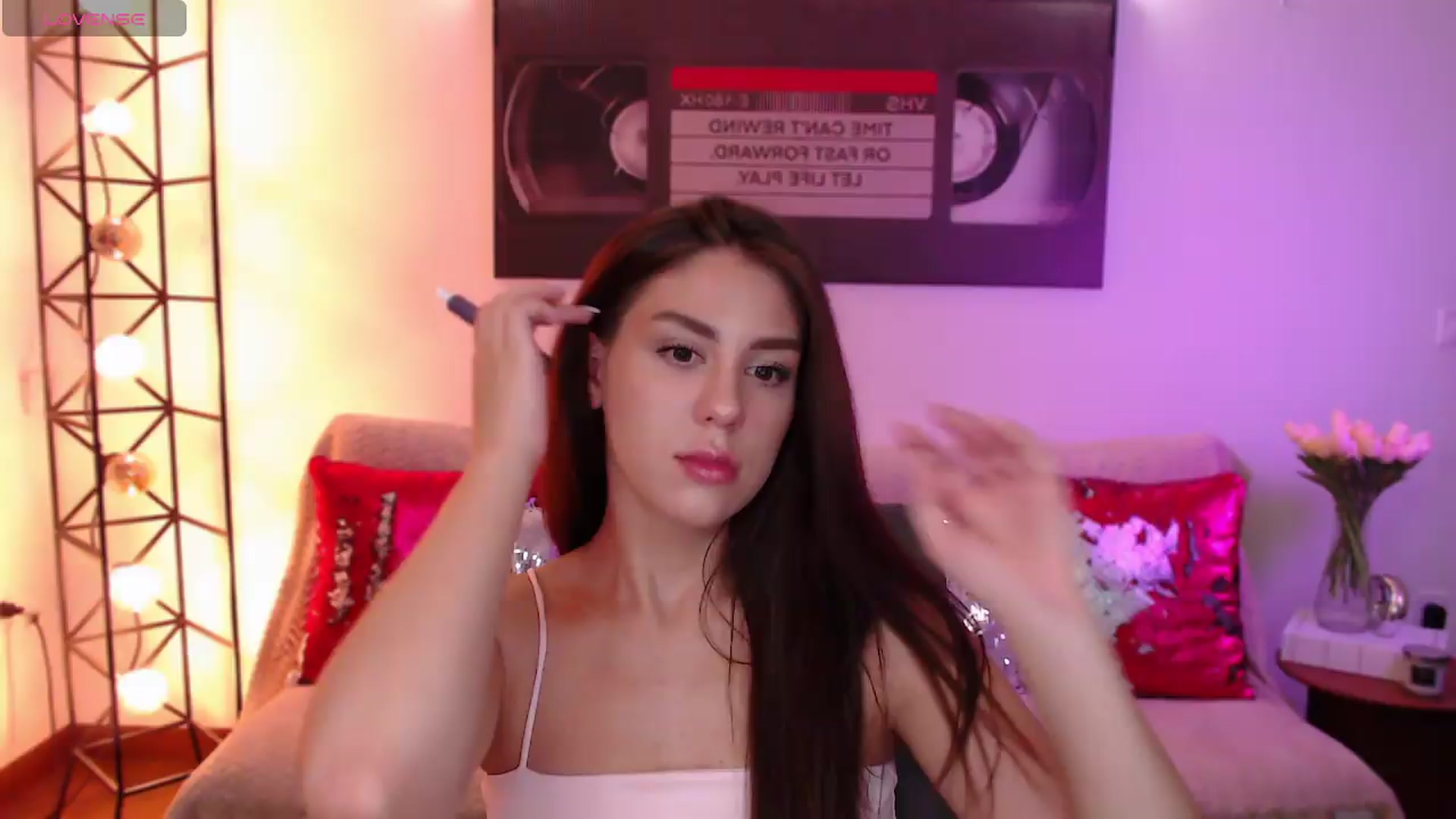 Gallery image thumbnail from Lally's myfreecams stream on, 07/26/2026, 22:57 image 16 of 20