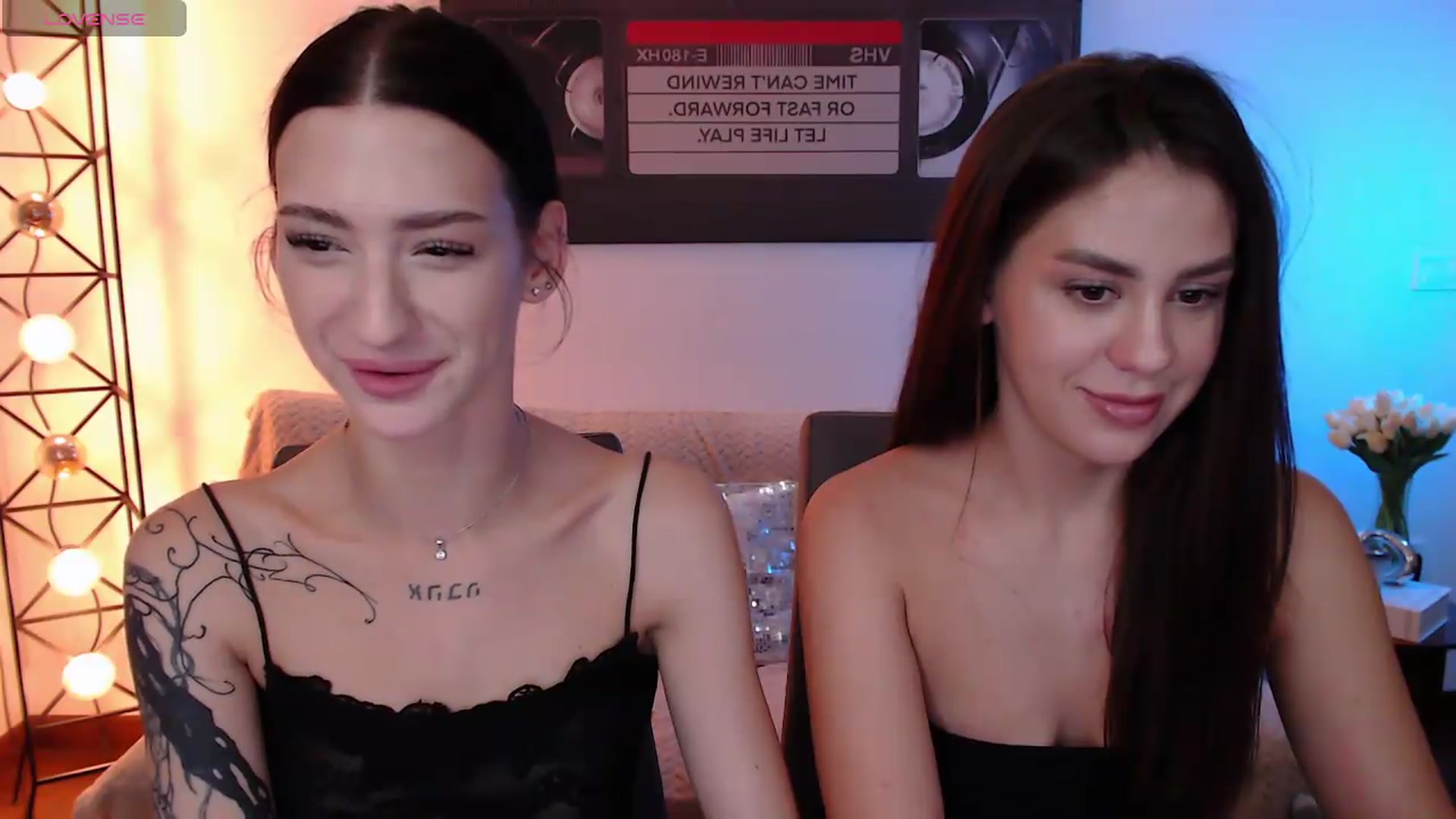 Gallery image thumbnail from Lally's myfreecams stream on, 08/06/2026, 23:50 image 16 of 20