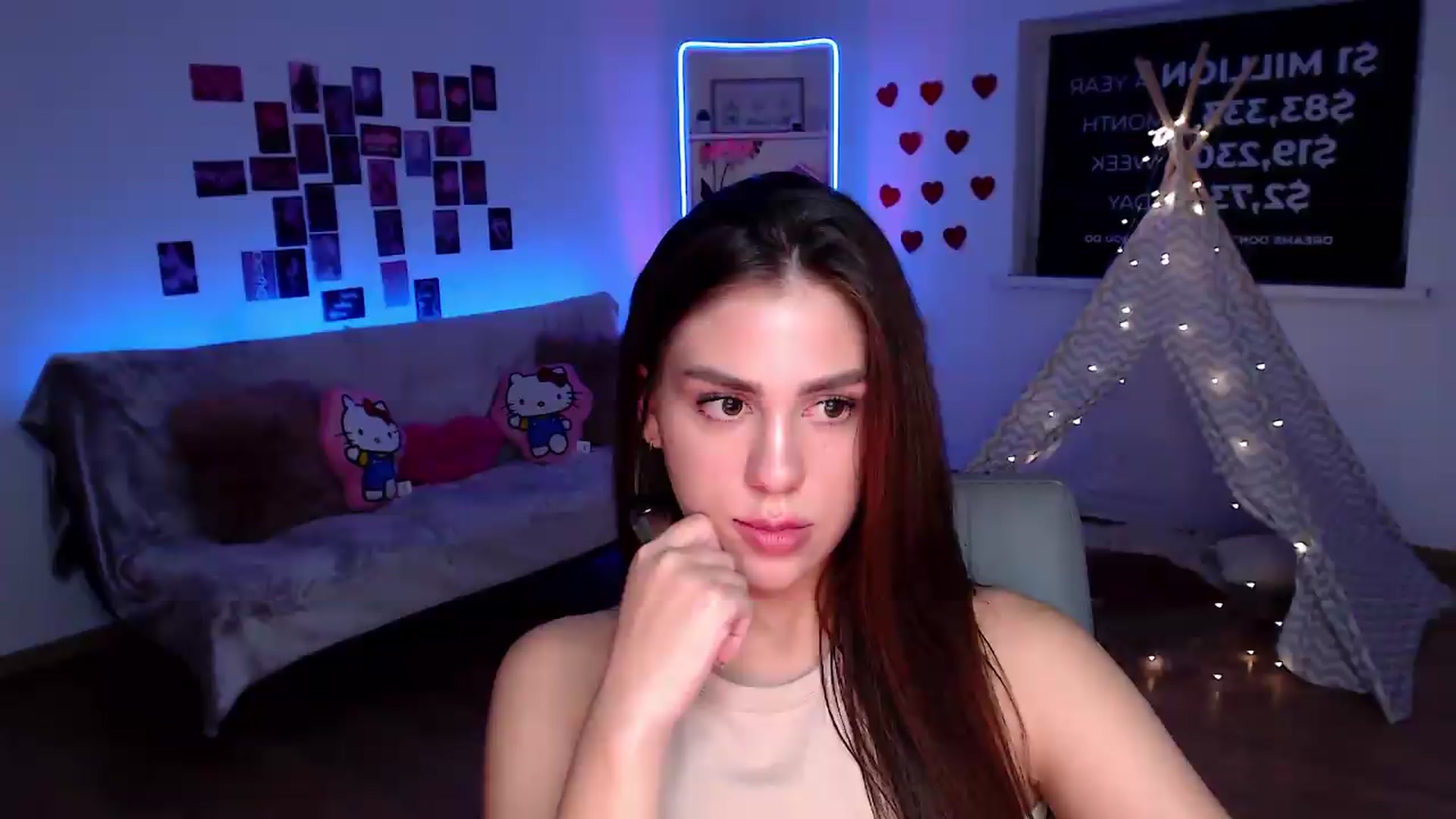 Gallery image thumbnail from Lally's myfreecams stream on, 08/13/2026, 02:05 image 19 of 20
