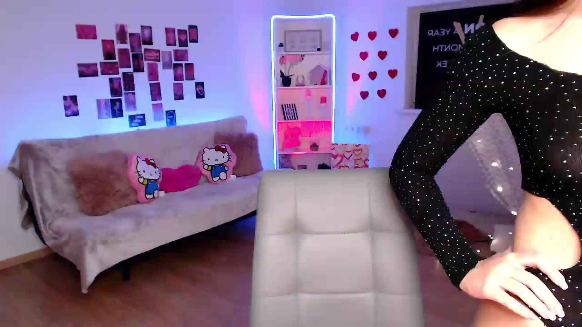 Gallery image thumbnail from Lally's myfreecams stream on, 08/13/2026, 02:05 image 9 of 20
