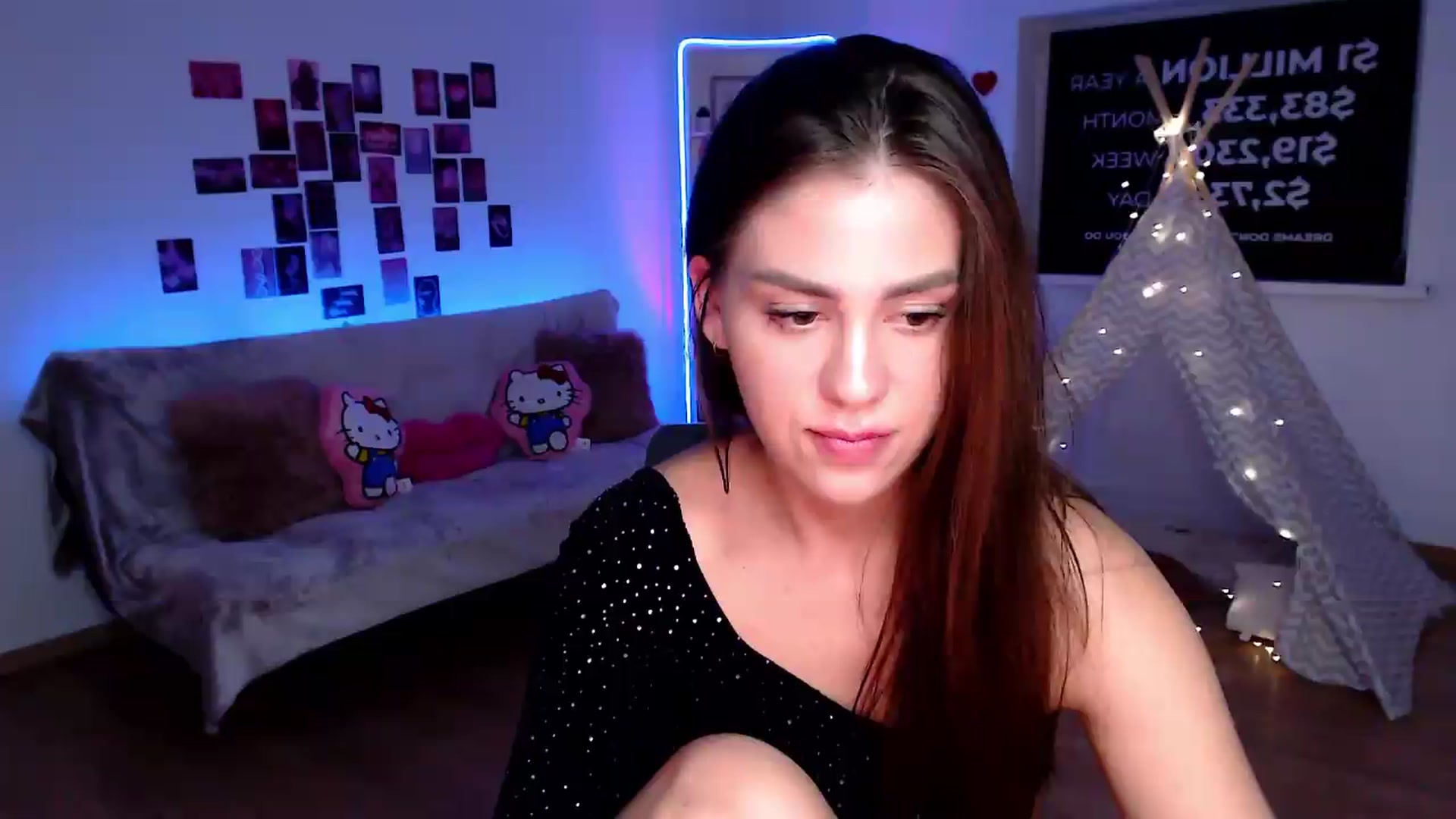 Gallery image thumbnail from Lally's myfreecams stream on, 08/13/2026, 02:05 image 14 of 20