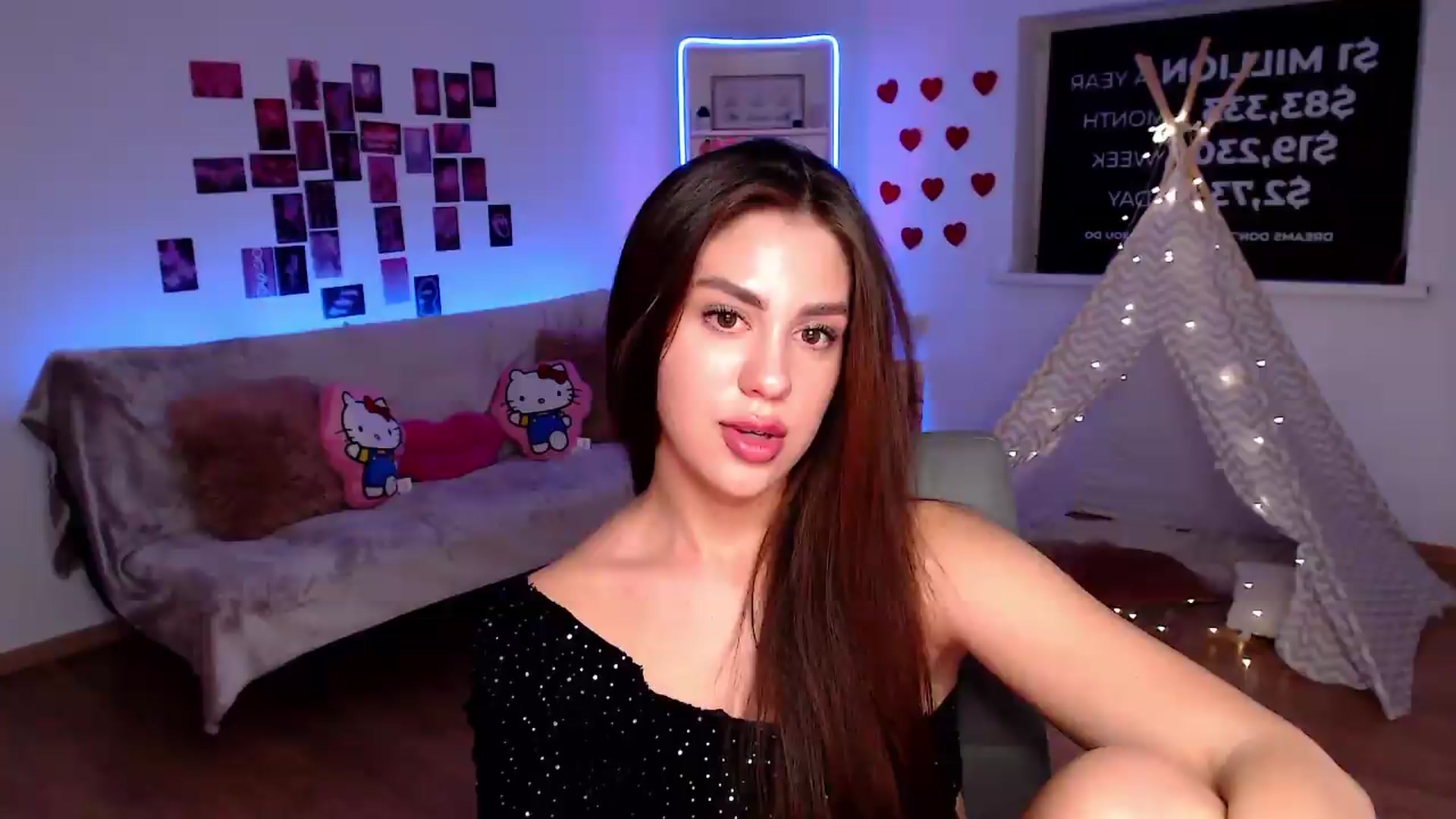 Gallery image thumbnail from Lally's myfreecams stream on, 08/13/2026, 02:05 image 4 of 20