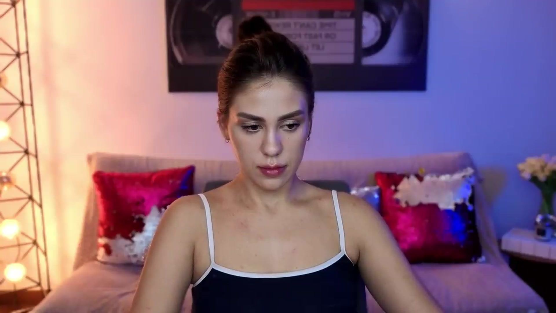 Gallery image thumbnail from Lally's myfreecams stream on, 08/31/2026, 02:32 image 20 of 20
