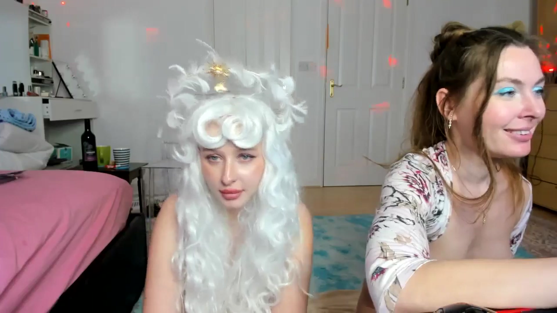 Gallery image thumbnail from Lamantina's myfreecams stream on, 01/01/2025, 10:32 image 18 of 20