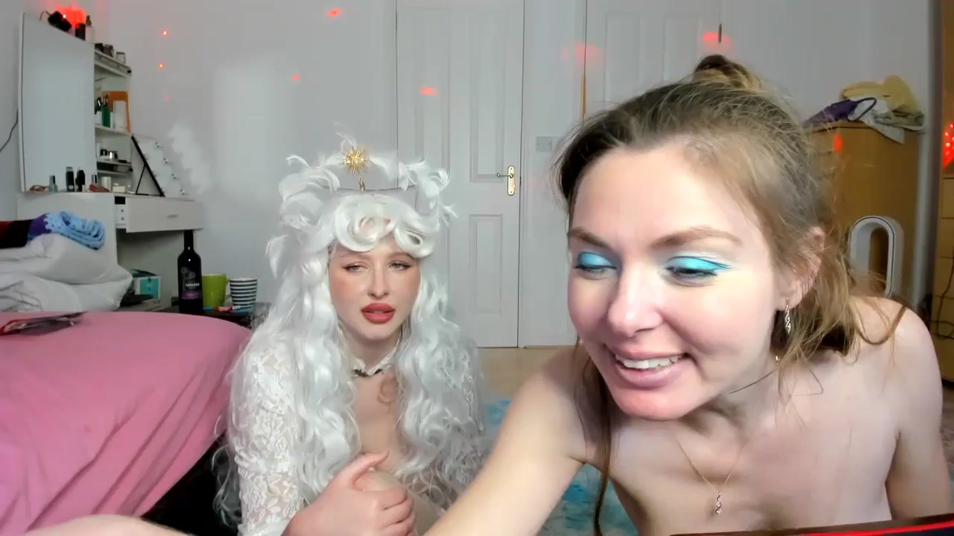 Gallery image thumbnail from Lamantina's myfreecams stream on, 01/01/2025, 10:32 image 1 of 20