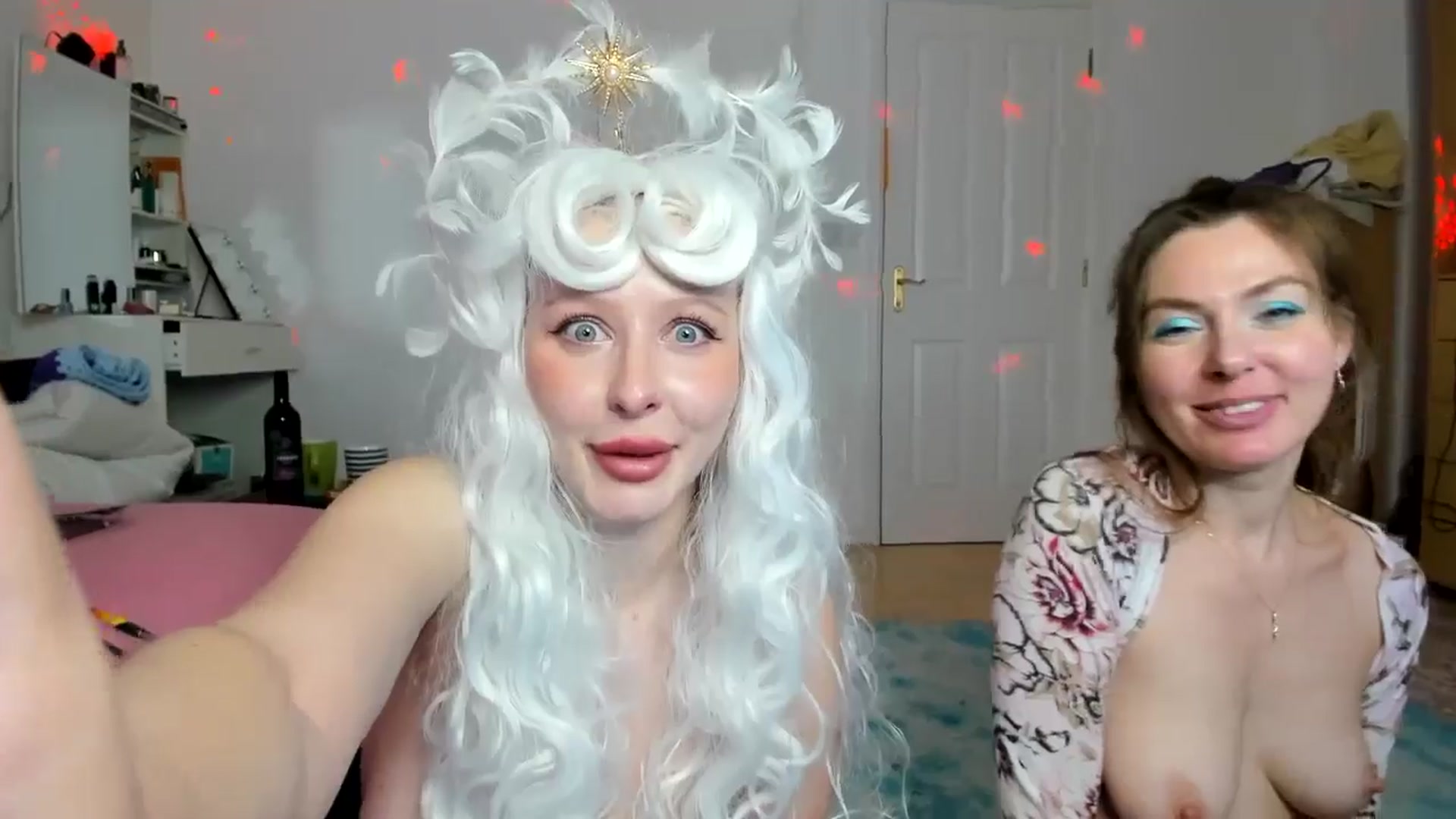 Gallery image thumbnail from Lamantina's myfreecams stream on, 01/01/2025, 10:32 image 16 of 20